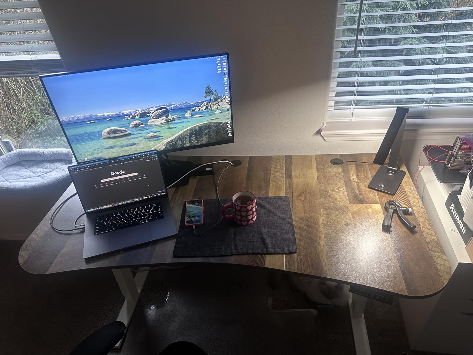 VIVO Electric 63 x 32 in Standing Desk, Memory Height Adjustment, 1B Series, Holds 220 lbs, Dark Walnut Top Black Frame customer photo 2