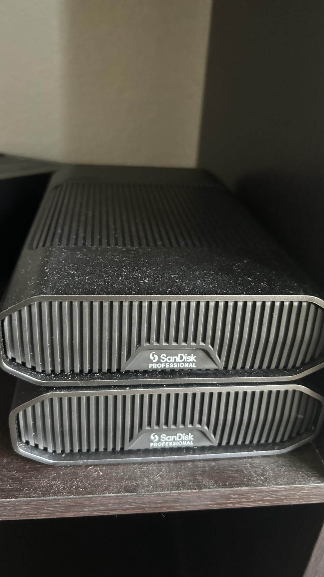 SanDisk Professional 12TB G-Drive Enterprise-Class External Desktop Hard Drive - 7200RPM Ultrastar HDD Inside, USB-C (10Gbps), USB 3.2 Gen 2, Mac Ready - SDPHF1A-012T-NBAAD customer photo 2