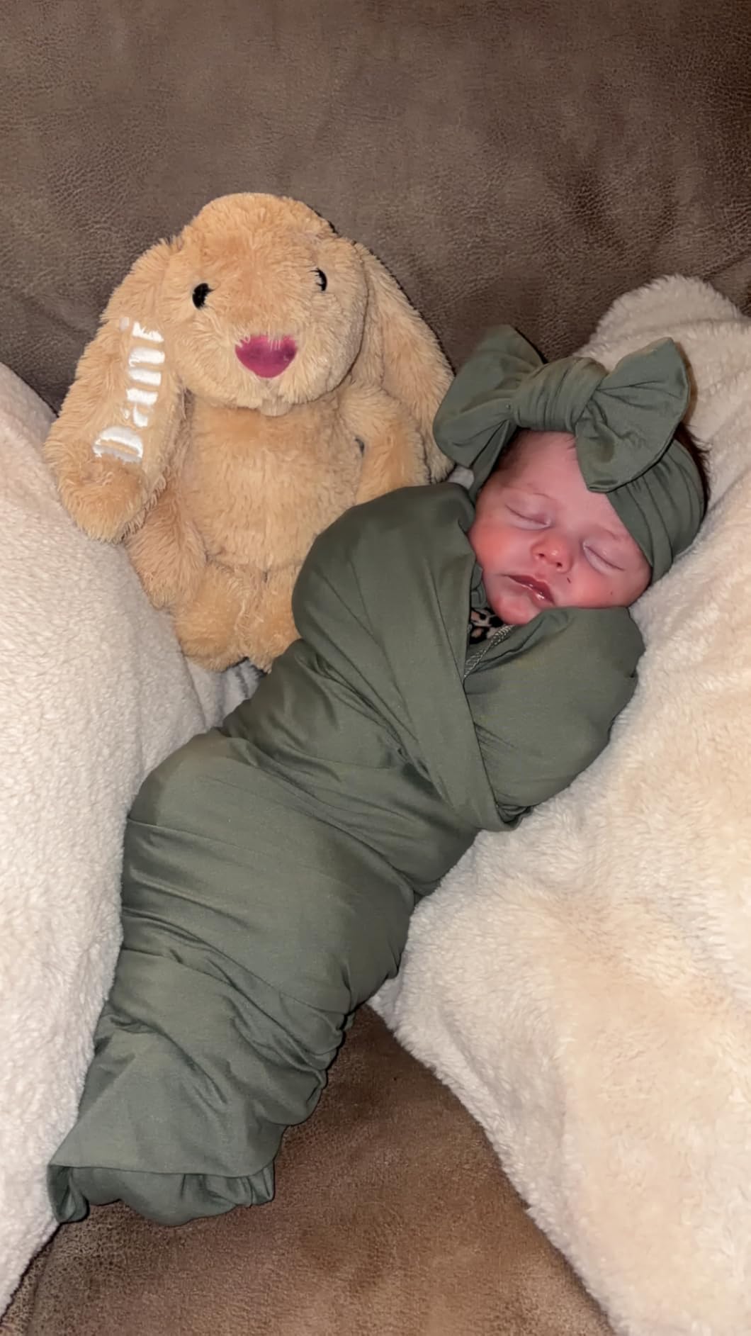 Konssy Baby Girl Newborn Receiving Blanket with Matching Headband and Beanie Set Baby Swaddle Nursery Swaddle Wrap customer photo 1