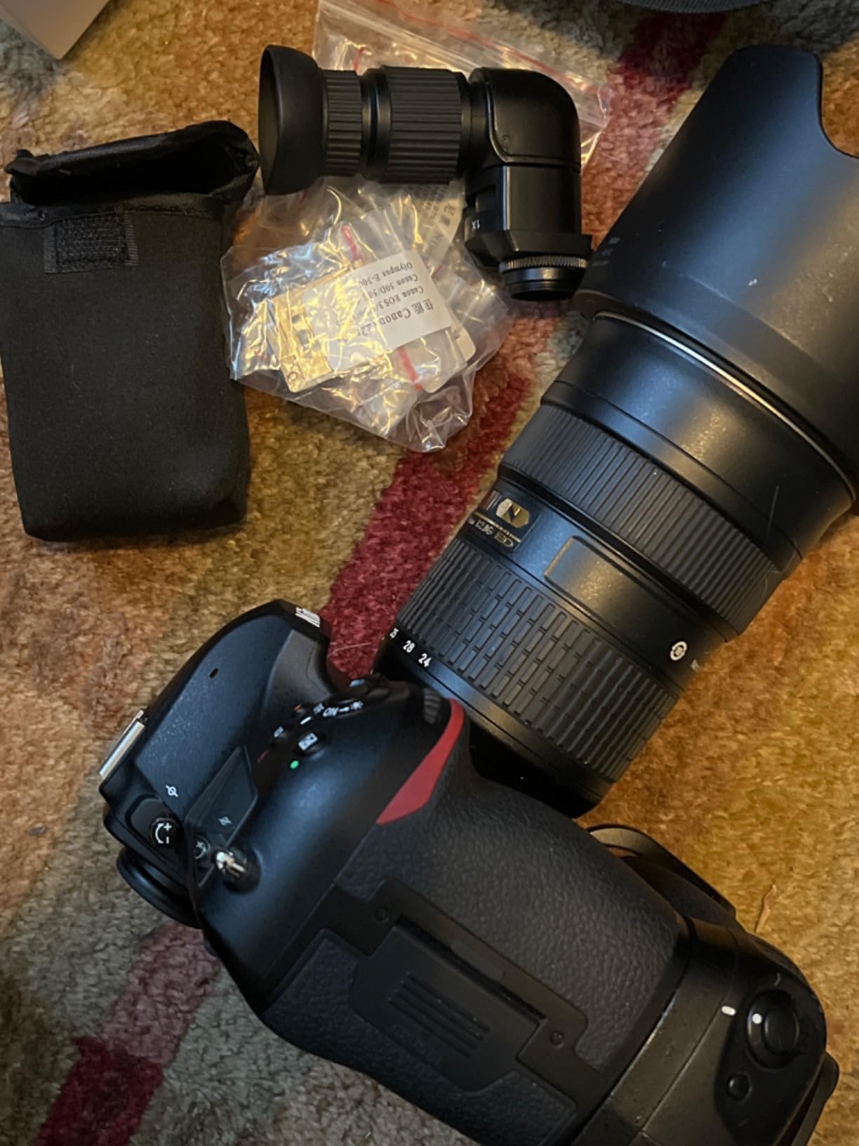 Right Angle Viewfinder - 360°Rotating and 1X/2.5X Magnification Camera Viewfinder with 6 Mounting Adapters for DSLR Camera Such as Canon, Nikon, Pentax, Minolta, Dynax, Samsung customer photo 2