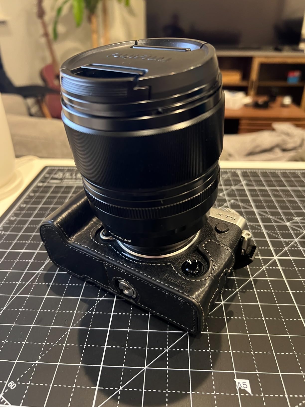 SMALLRIG X-T5 Half Case with Wrist Strap and Shutter Button, Retro Style Leather Camera Case with Aluminum Baseplate, X-T5 Camera Case Cover for FUJIFILM X-T5-3927 customer photo 1