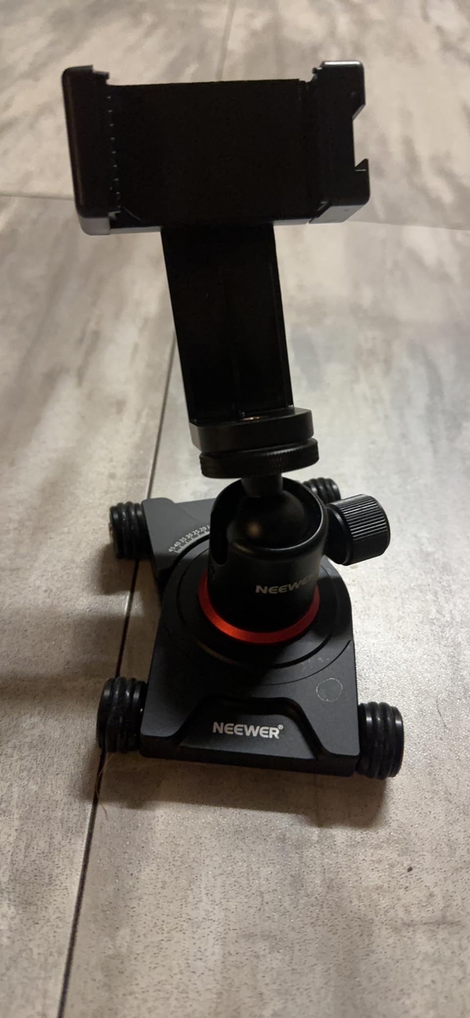 Neewer Camera Slider Dolly with Ball Head and Phone Clamp, 4 Wheeled Tabletop Dolly Manual Skater with 360 Panorama customer photo 2