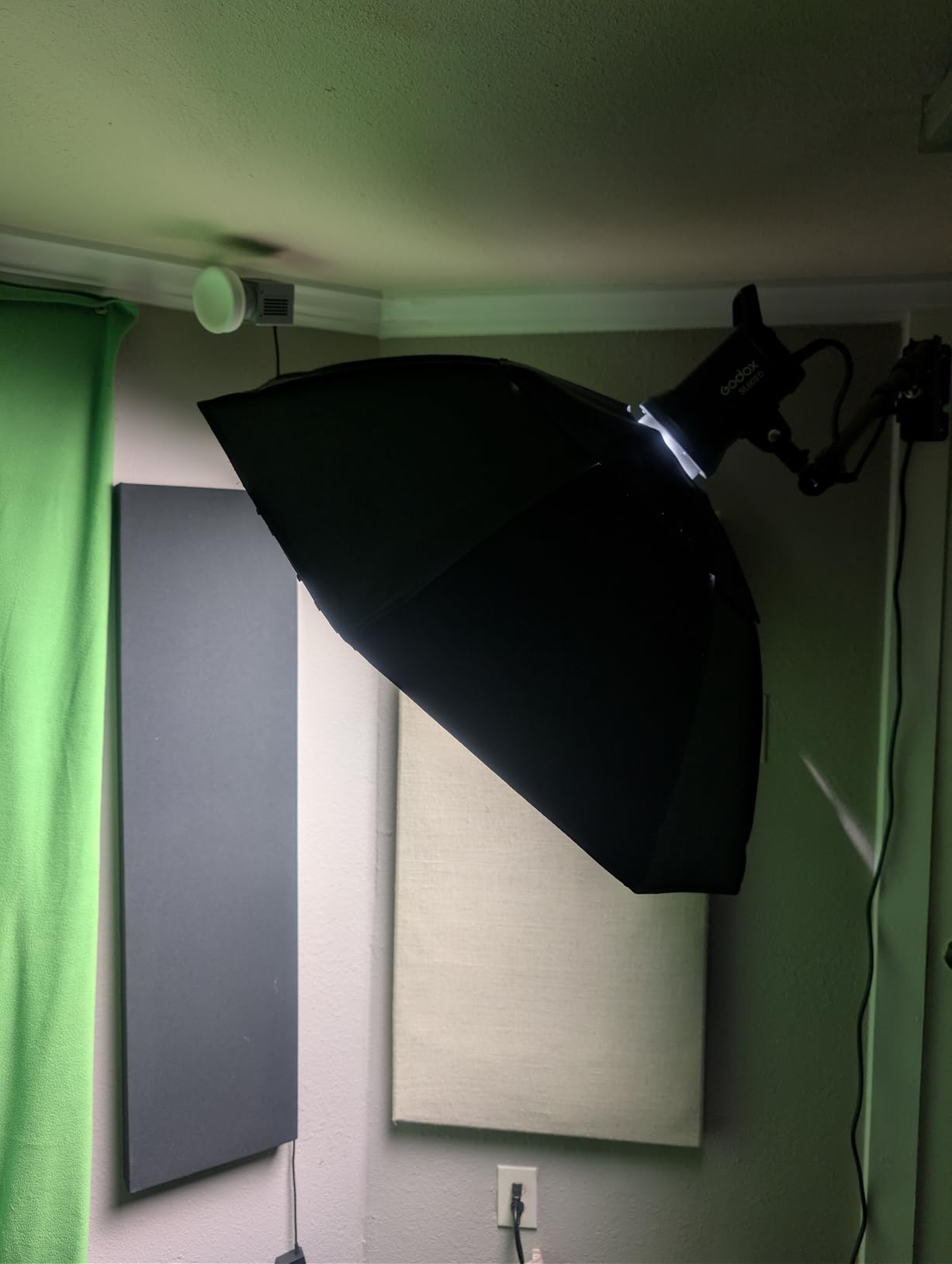 SL60 SL60IID 70W LED Video Light, Cob Video Light Bowens Mount LED Studio Light, Support APP Control, CRI96+ TLCI97+, Daylight 5600K, 18600Lux@1m, Built-in 8 FX Effects, Dimmable Brightness customer photo 1