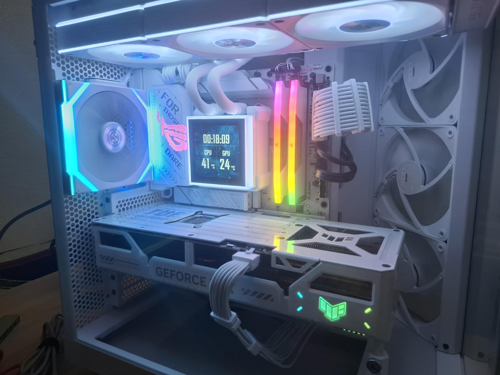 CORSAIR Vengence RGB DDR5 RAM 32GB (2x16GB) 6000MHz CL36-44-44-96 1.35V Intel XMP 3.0 Computer Memory - Black (CMH32GX5M2E6000C36) customer photo 2