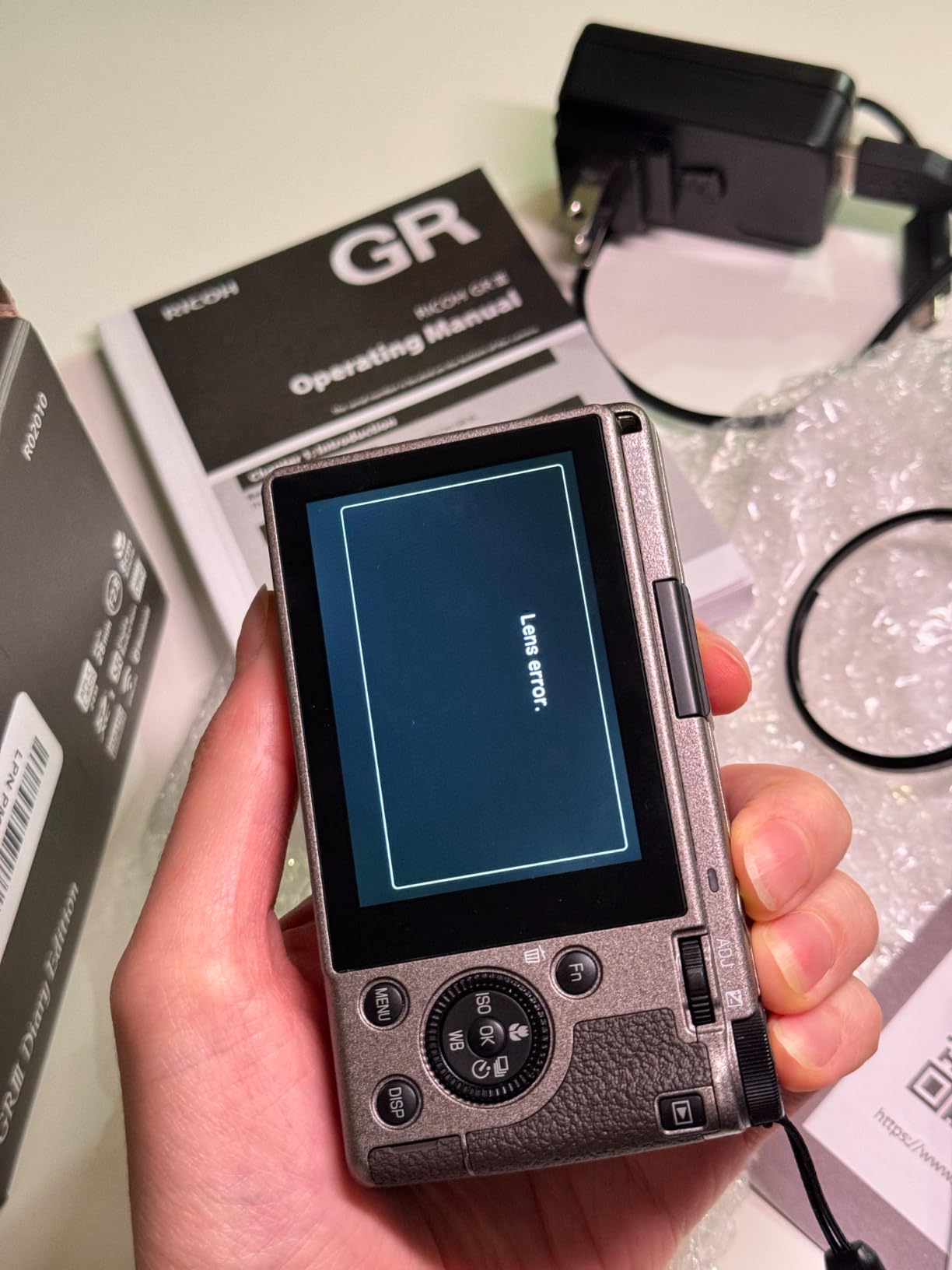 GR III Diary Edition, Metallic Warm-Gray Body with Dark Brown Grip and Natural Silver Ring, Digital Compact Camera with 24MP APS-C Size CMOS Sensor, 28mmF2.8 GR Lens (in The 35mm Format) customer photo 2