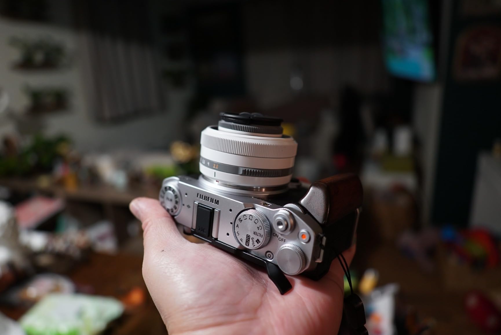 TTArtisan AF 27mm F/2.8 APS-C Auto Focus Lenses for E Mount Mirrorless A5100 A6000 A6300 A6600 NEX-3N NEX-5R NEX-5T NEX-5N NEX-7 NEX5C ZV-E10 FX30 A7IV A7RV A7SIII A7C A9II A1 customer photo 2