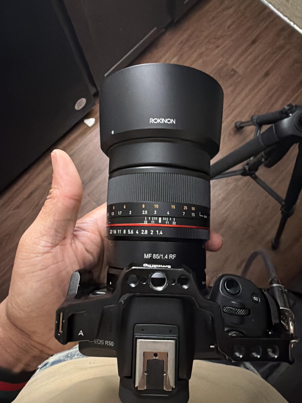 R50 Cage for Canon R50 Camera, Aluminum Alloy with Quick Release Plate for Arca Stand, Cold Shoe, NATO Rail and Threaded Holes - 4214 customer photo 1