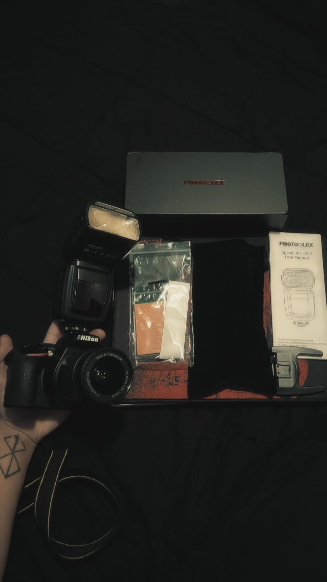 PHOTOOLEX Camera Flash for Canon Nikon Sony Panasonic Olympus Fujifilm Pentax Sigma Minolta Leica and Other SLR Digital and Digital Cameras with Single Contact Hot Shoe customer photo 1