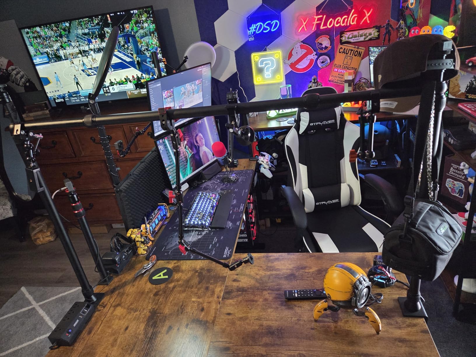 NEEWER Overhead Camera Mount Rig with 2 Ball Heads, Super Clamp/Mobile Phone Holder/Camera Desk Mount, Multi Device Mount, Platform Overhead Tripod, Adjustable Height Width, Max Load 12 kg, NK002 customer photo 2