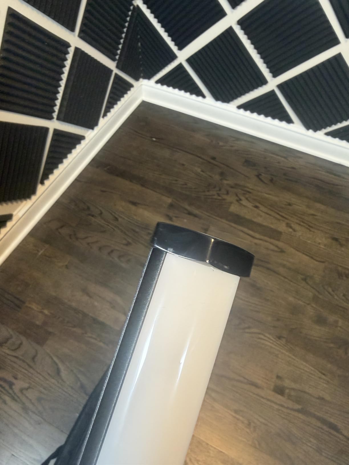 Lume Cube RGB Tube Light Mini for Photo & Video | RGBWW Full Color Tube Light | Bluetooth App Controlled | Millions of Colors | Aluminum Durable Design | 97+ CRI customer photo 2