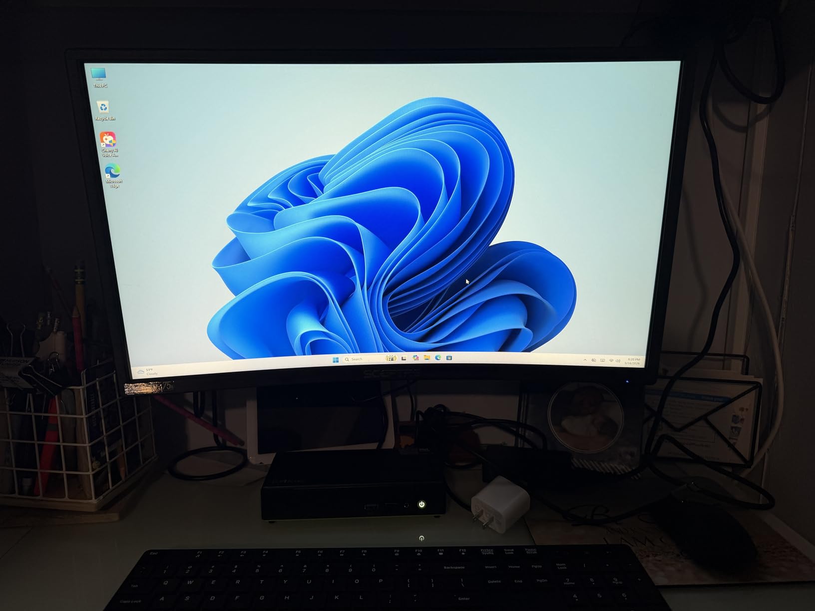 GMKtec Mini PC with Intel Core i7-1185G7 Processor (Up to 4.8 GHz) 16GB DDR4 1TB SSD NIC i226V RJ45 2.5G Iris Xe Graphics USB4.0 Desktop Mini Computers WiFi 6, BT 5.2/ DP, HDMI M2 customer photo 2