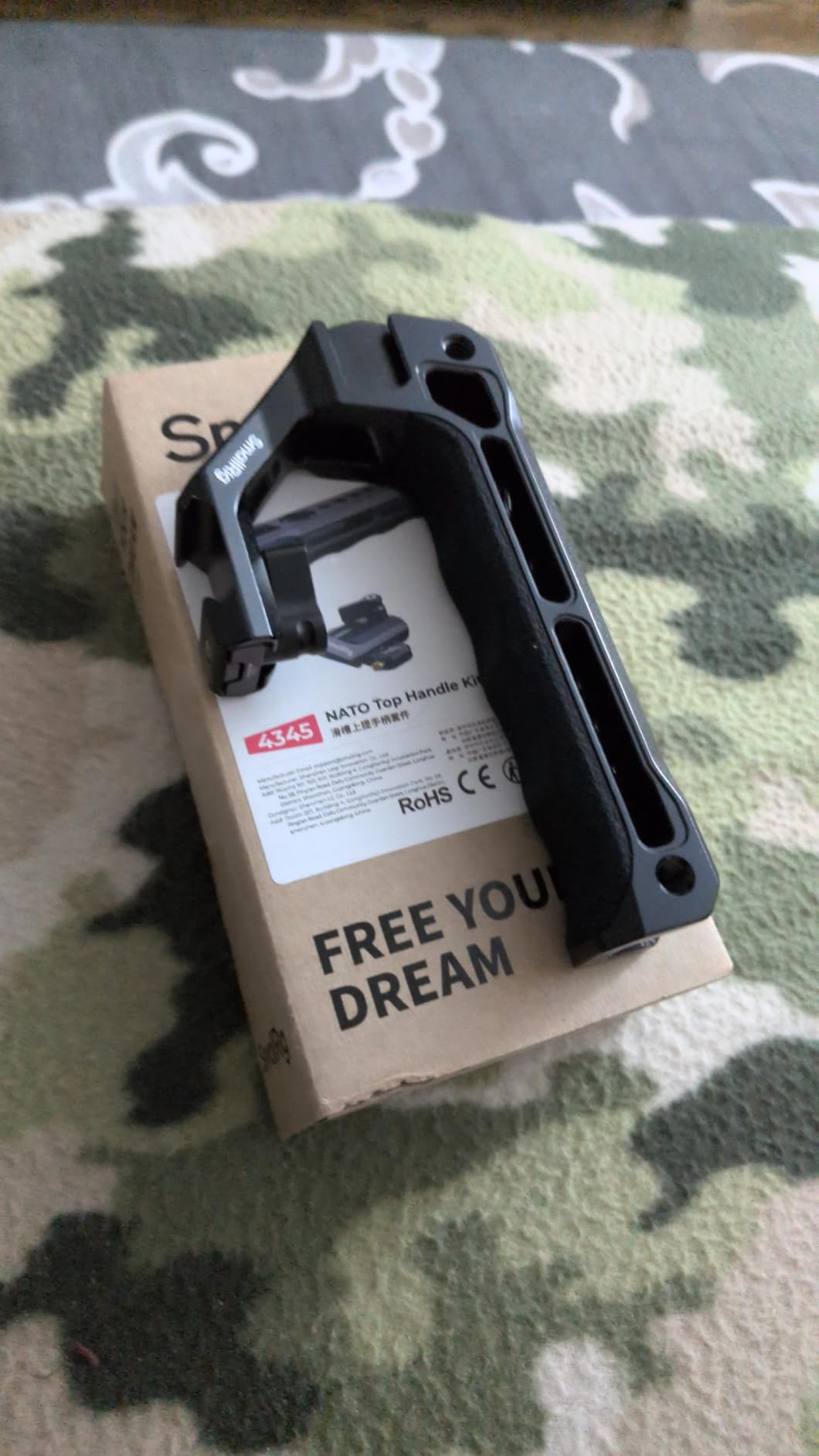 SmallRig Lightweight NATO Top Handle, Quick Release NATO Grip w/NATO Rail for DSLR Camera Cage, Universal Top Handle with 5 Cold Shoe Adapters - 4345 customer photo 1