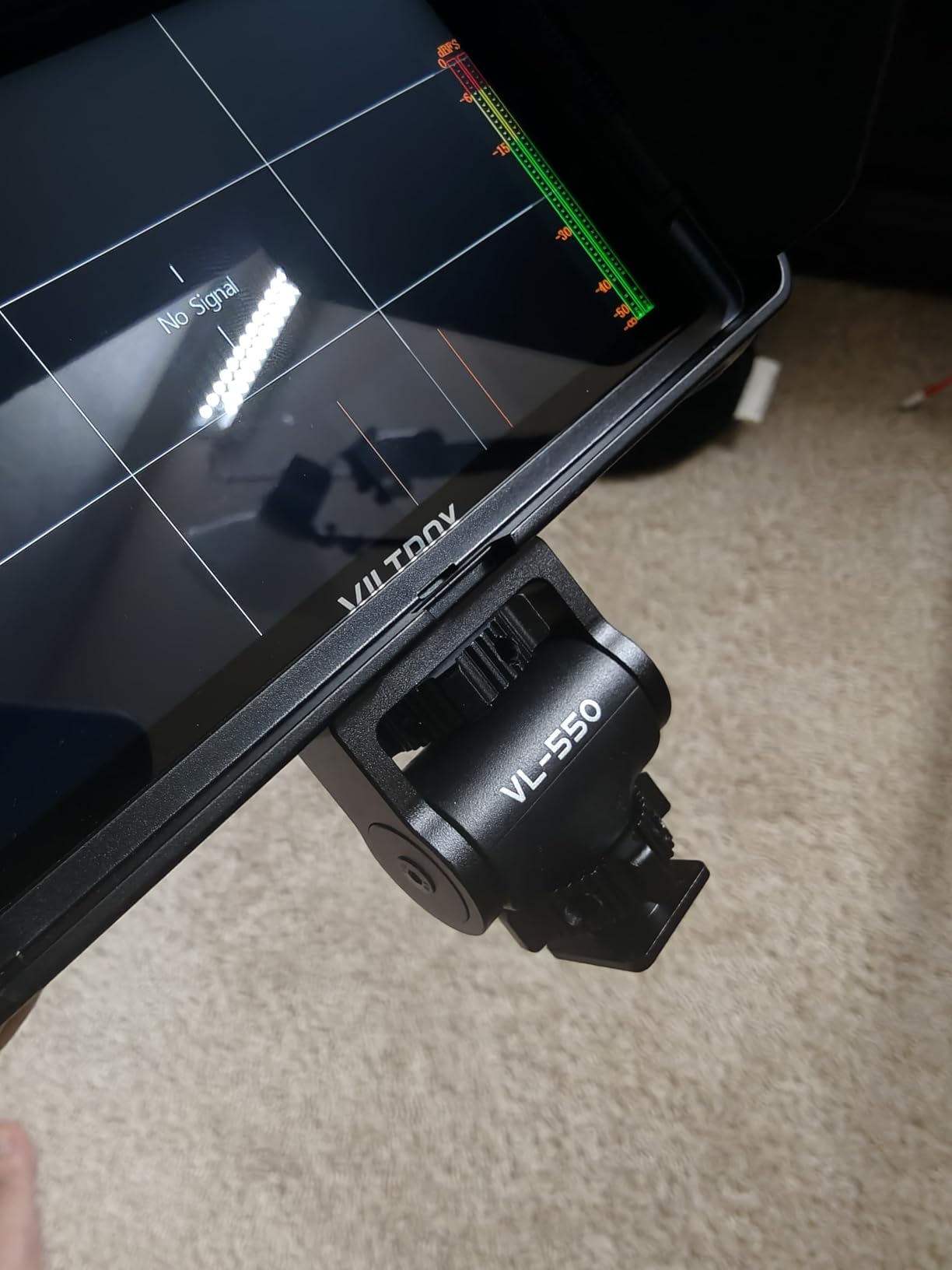 VILTROX 5.5 Inch 1200nits 4Kp30 HDMI Video Field Monitor Portable Monitor Recorder customer photo 1