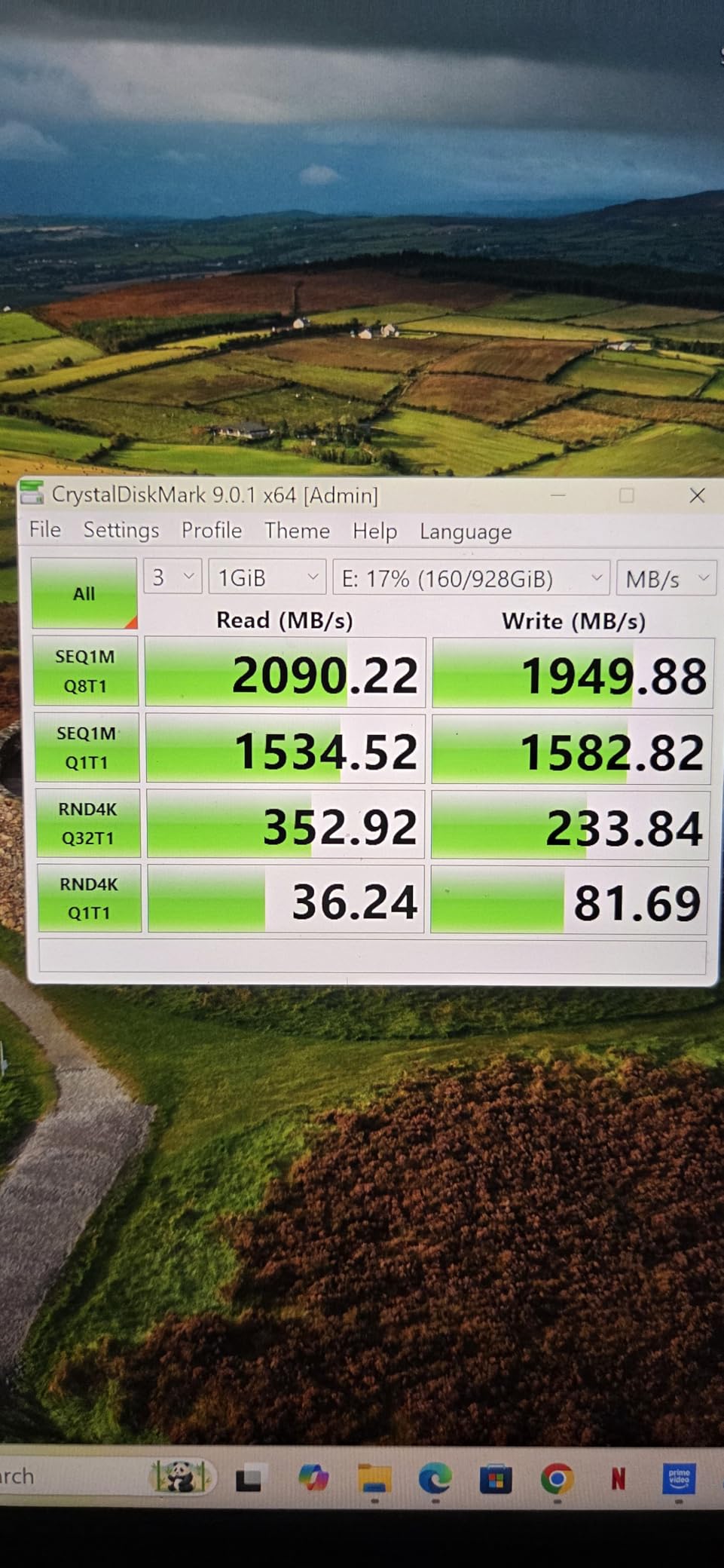 Samsung T9 Portable SSD 1TB, USB 3.2 Gen 2x2 External Solid State Drive, Seq. Read Speeds Up to 2,000MB/s for Gaming, Students and Professionals, MU-PG1T0B/AM, Black customer photo 2