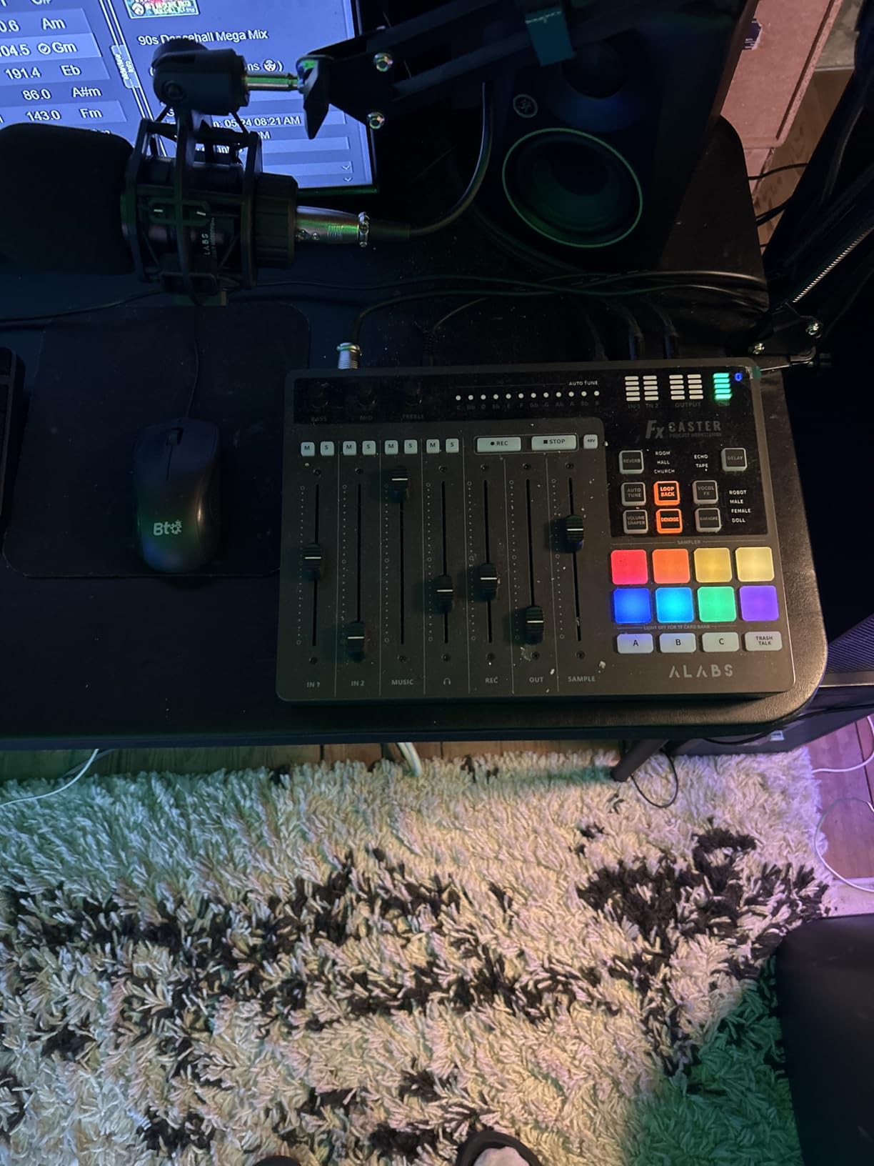 ALABS Fxcaster Podcast Equipment Bundle - All-in-One Podcasting Starter Setup with 7-Channel Soundboard, Audio Interface, and 25mm Diaphragm XLR Microphone for Live Streaming, Recording, and TikTok customer photo 1