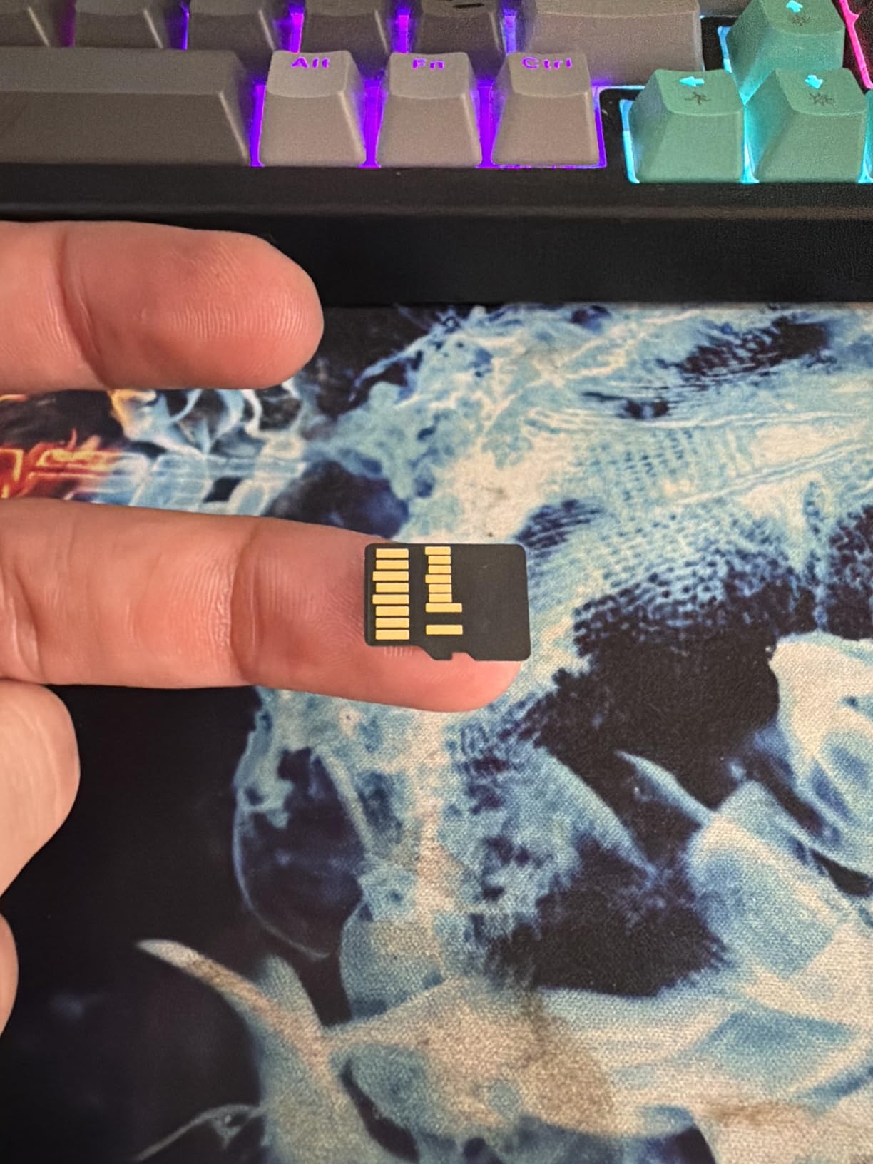 Lexar 128GB Professional Gold Micro SD Card, UHS-II, C10, U3, V60, A1, Full HD, 4K, Up to 280/100 MB/s microSDXC Memory Card, for Drones, Action Cameras, Portable Gaming Devices (LMSGOLD128G-BNNNG) customer photo 1