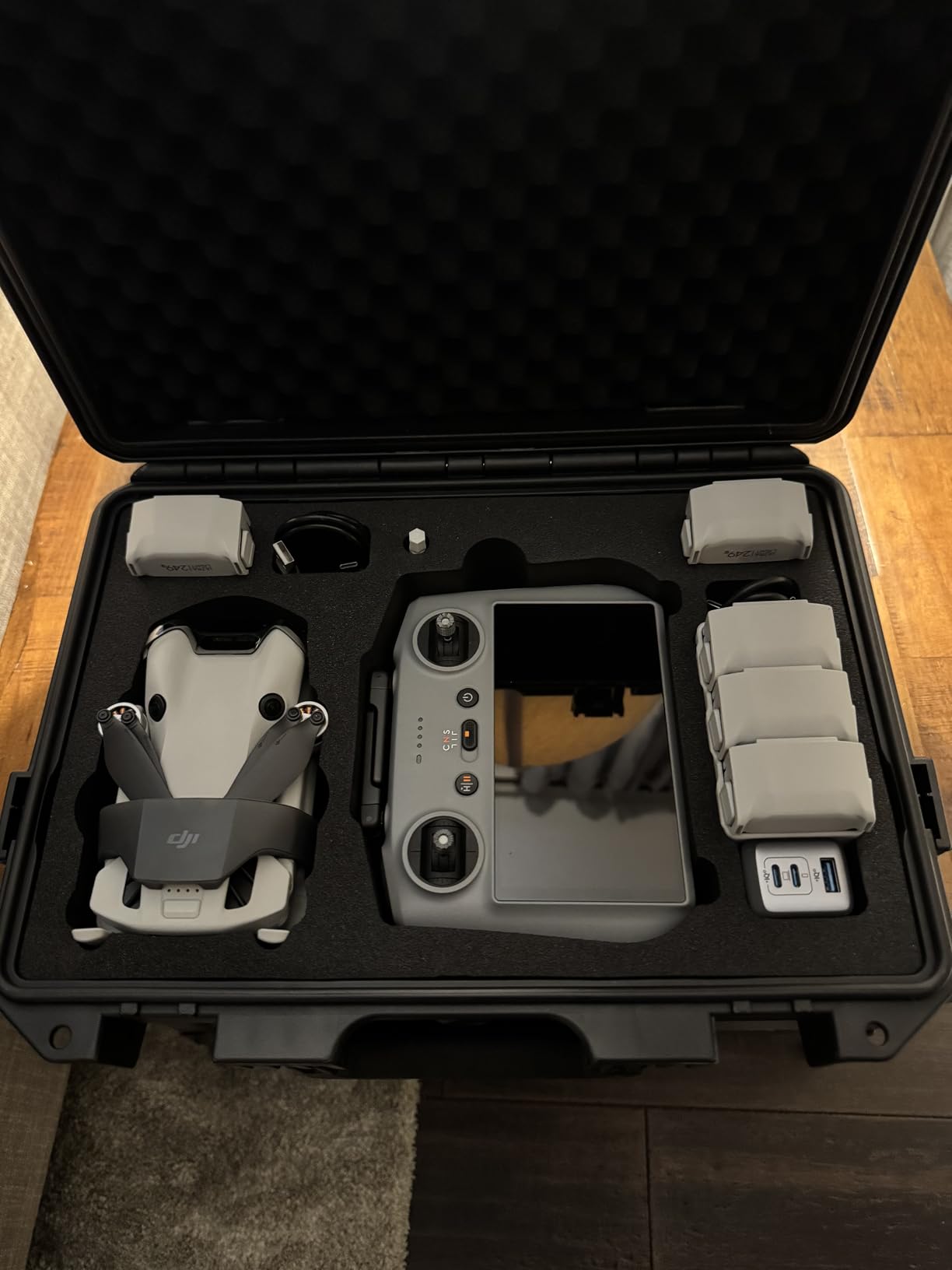 Lykus Titan MM410 Waterproof Hard Case for DJI Mini 4 Pro/Mini 3/Pro and RC2/RC/RC-N2/N1 customer photo 1