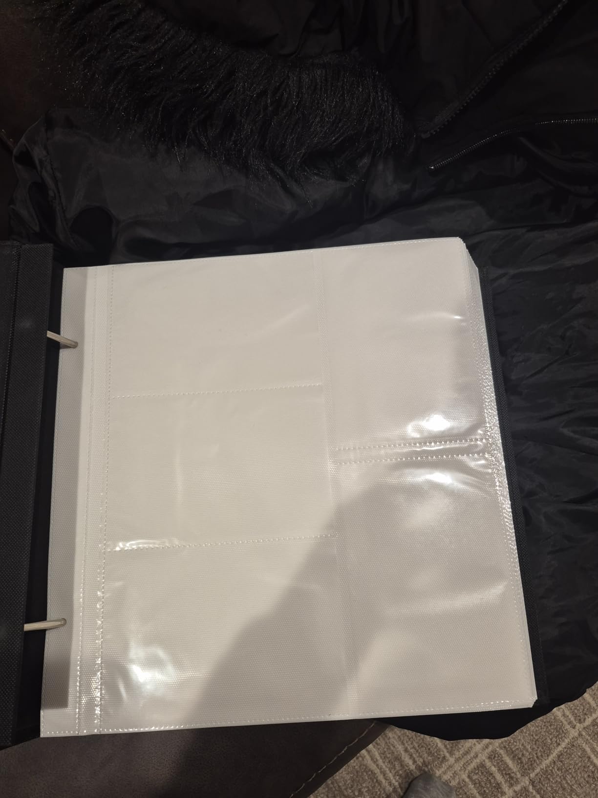 Aevdor 1000 Pockets Photo Album 4x6, Extra Large Capacity Leather Cover Wedding Family Photo Albums Holds 1000 Horizontal and Vertical Photos, Acid-free Pages 4x6 Photo Album with Front Window (Black) customer photo 2