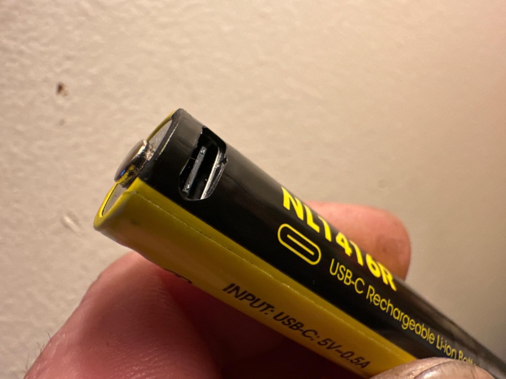 Nitecore MT2A Pro EDC Flashlight, 1000 Lumens, 279 Yard Beam, USB-C Rechargeable, Dual Power with AA Compatibility, Compact Waterproof Slim Penlight customer photo 1