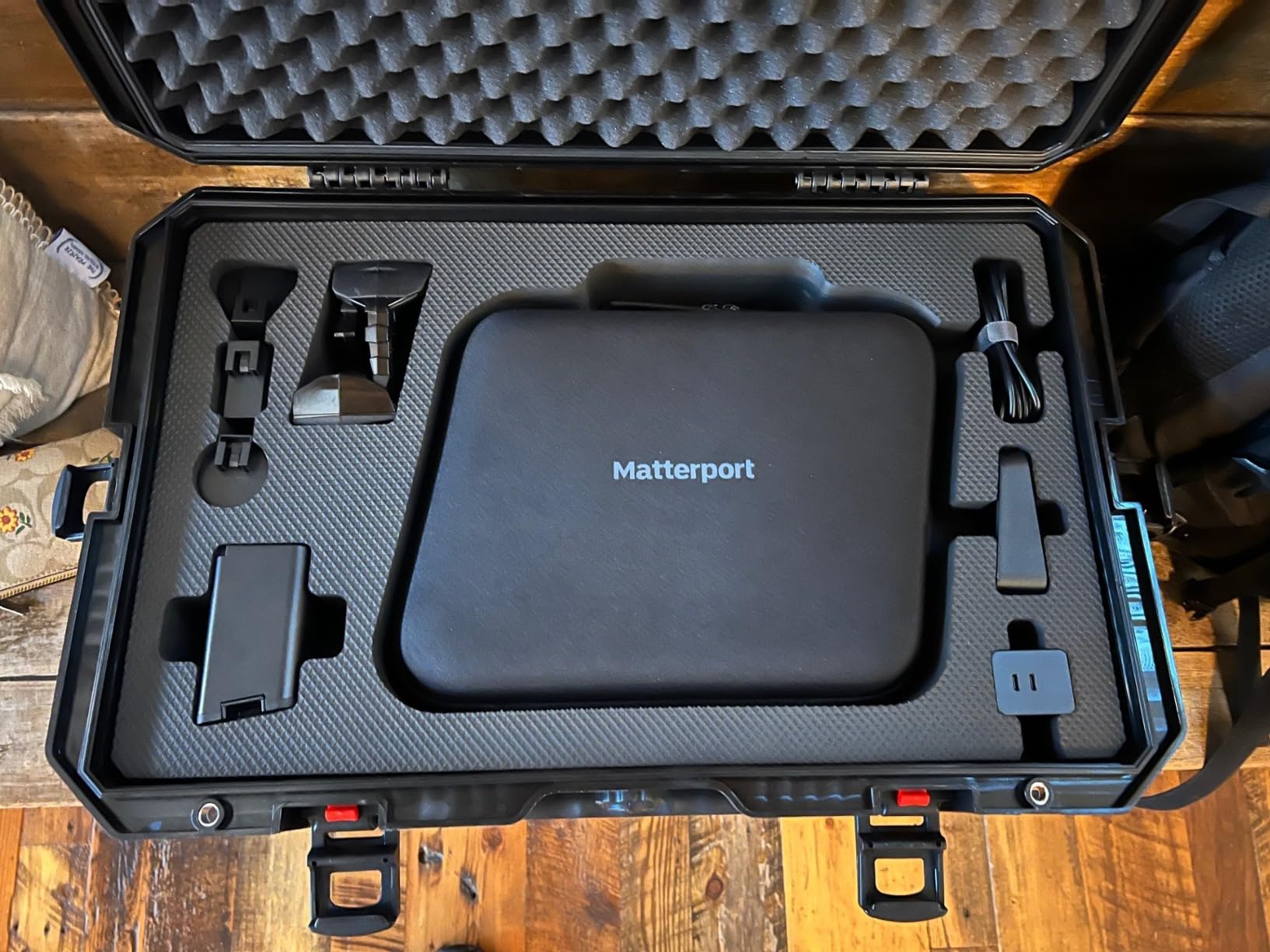 Matterport Pro3 Performance Kit - 3D Lidar Digital Camera for Professional Virtual Tours customer photo 1