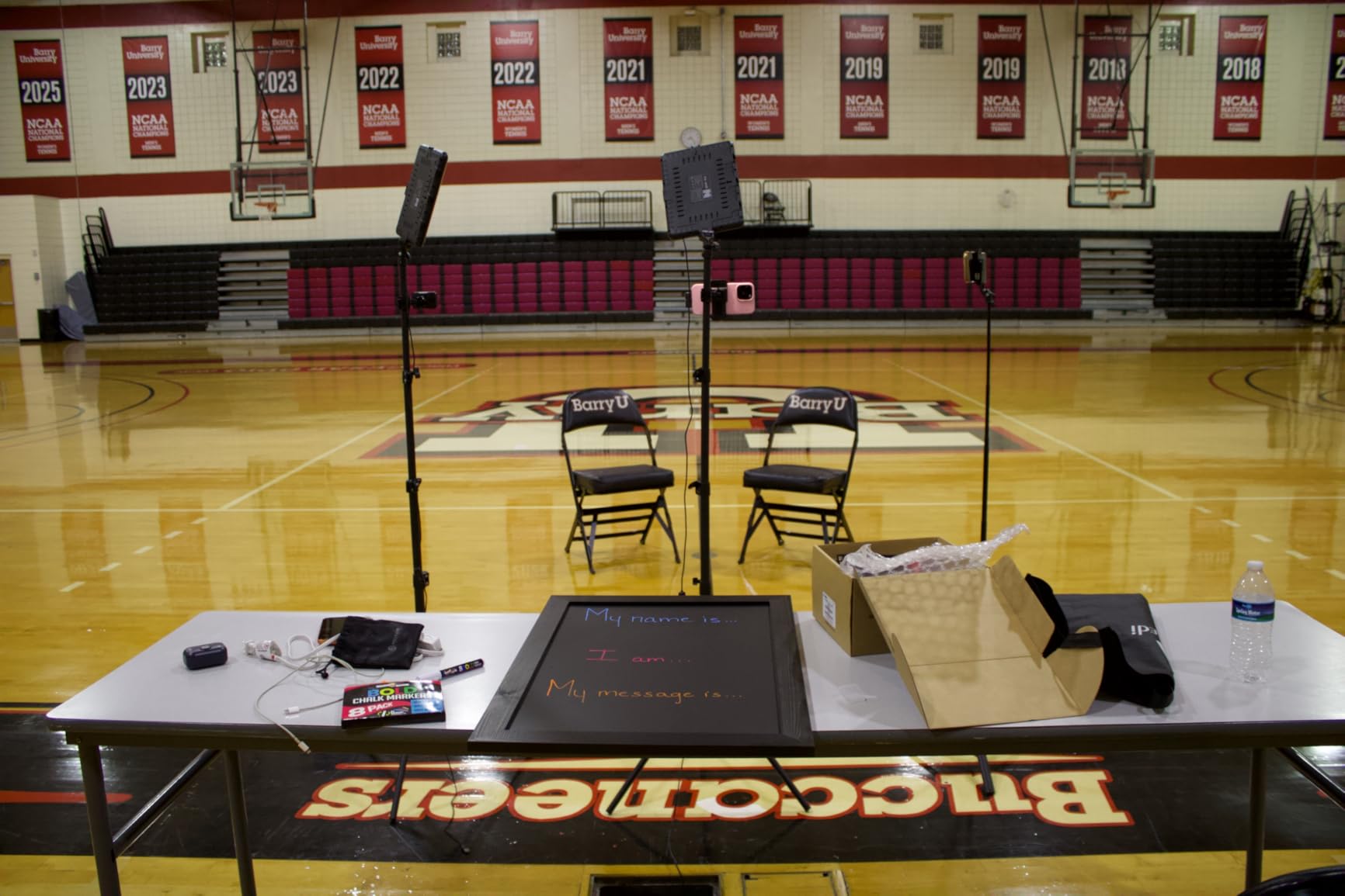 2-Pack Photography Lighting Kit, NiceVeedi 25W LED Video Light Kit, 2900-7000K Dimmable Studio Light with Tripod Stand, 73