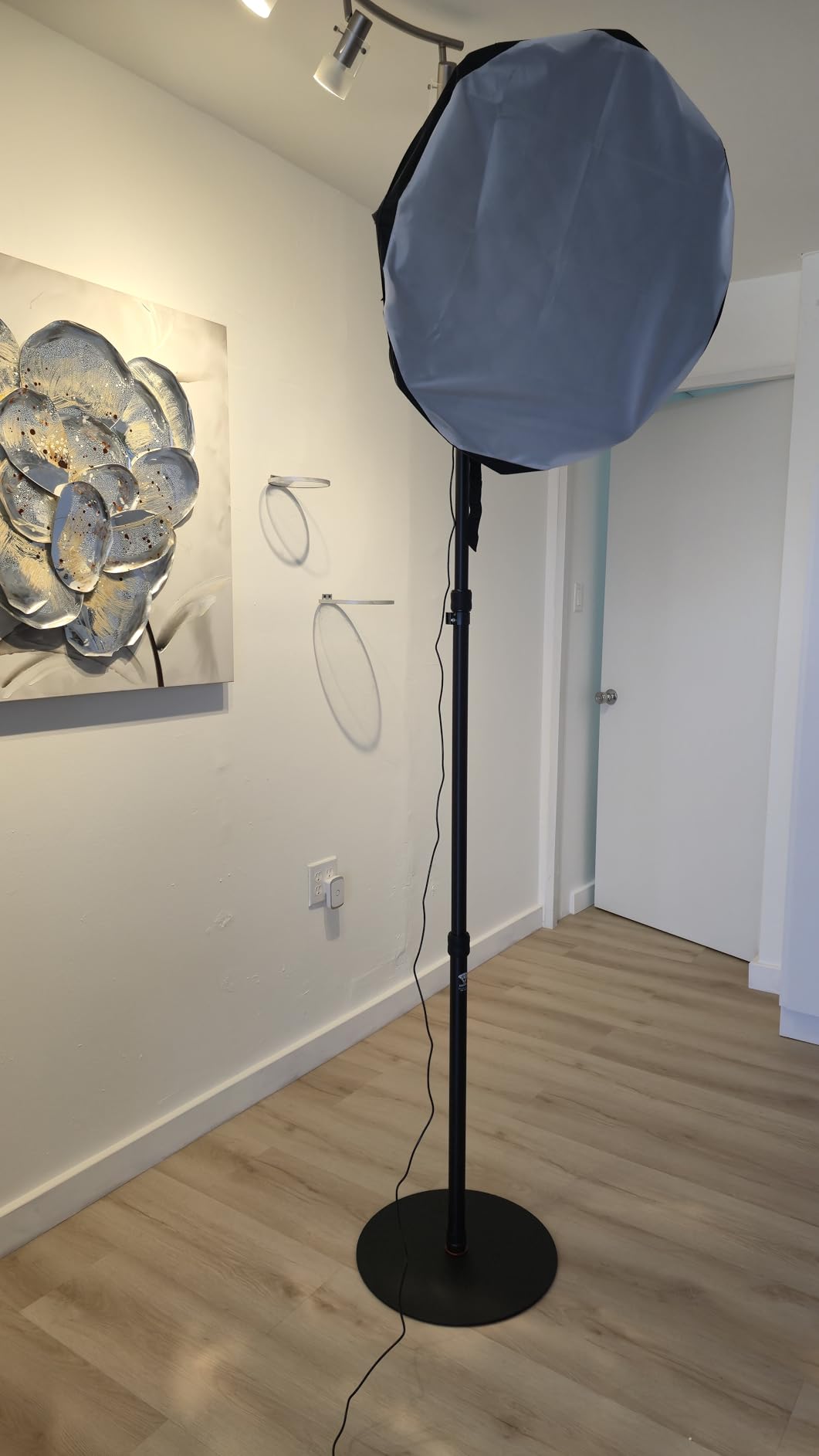 IFOOTAGE A400 Round Base Monopod, 79'' Photography Light Stand with Flat Base, Aluminum Studio Tripod Monopod Stand for Video Recording, Live Streaming, Interview, Payload 22lb customer photo 2