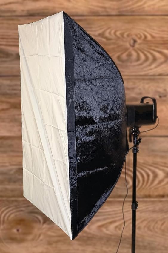 NEEWER 600Ws Studio Monolight Flash Light Kit: 2 Pack S101-300W 5600K Strobe Lights with 150W Modeling Lamps/Bowens Mount/Softboxes/Stands, Reflector/RT-16 Trigger/Bag for Photography Portrait Product customer photo 2