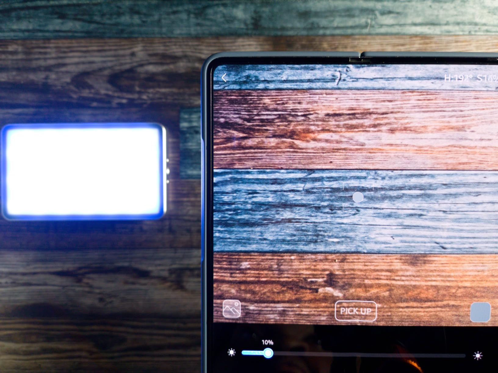 VILTROX 6000mAh On Camera LED Light, APP Control RGB Video Light, All Metal RGB Portable LED Photography Lighting, Led Camera Light Panel for Video Recording (Retro 08X) customer photo 1