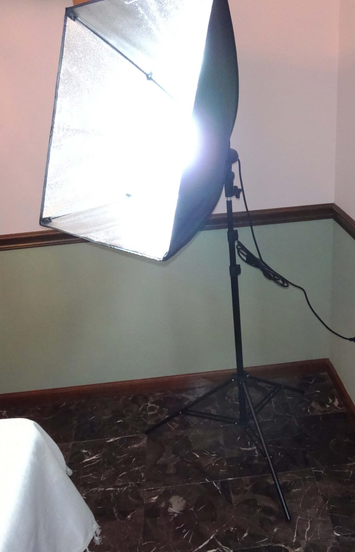 Photography Lighting kit with Backdrops, 8.5x10ft Backdrop Stands, UL Certified 5500K 800W Equivalent 25W LED Umbrella Softbox Continuous Lighting, Photo Studio Equipment for Photo Video Shoot customer photo 2