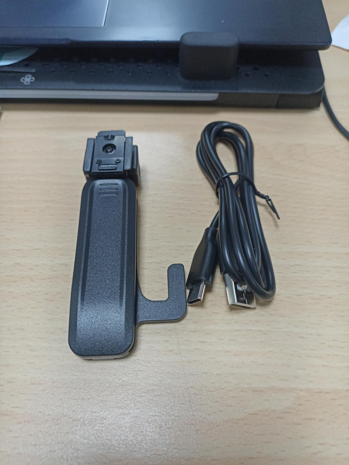 P100 2K Police Body Camera 128GB Body Cam 12 Hours Continuous Recording USB-C Infrared Night Vision Waterproof Shockproof Lightweight Data-encrypt for Law Enforcement Record customer photo 2