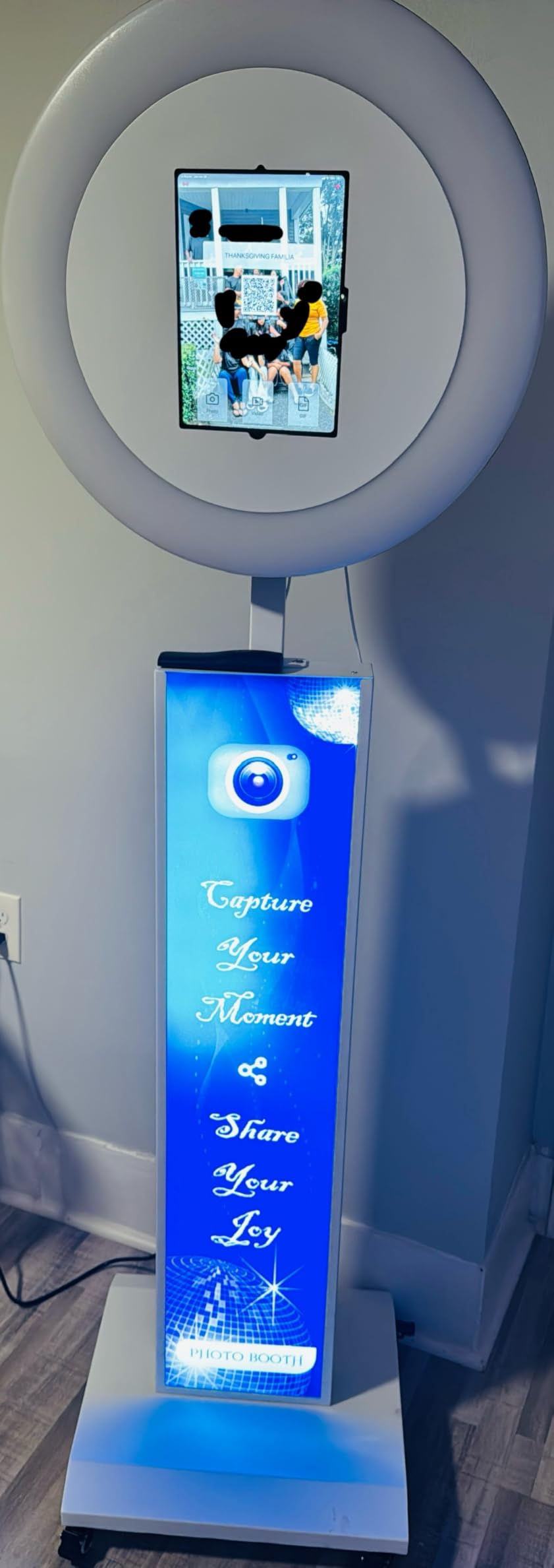 HARZHI Portable Photo Booth Compatible with iPad, Photo Booth Stand Shell, Perfect for Weddings and Parties, Free ChackTok Membership, Free Custom Logo, with Flight Case (Black, Photobooth-Pro) customer photo 2