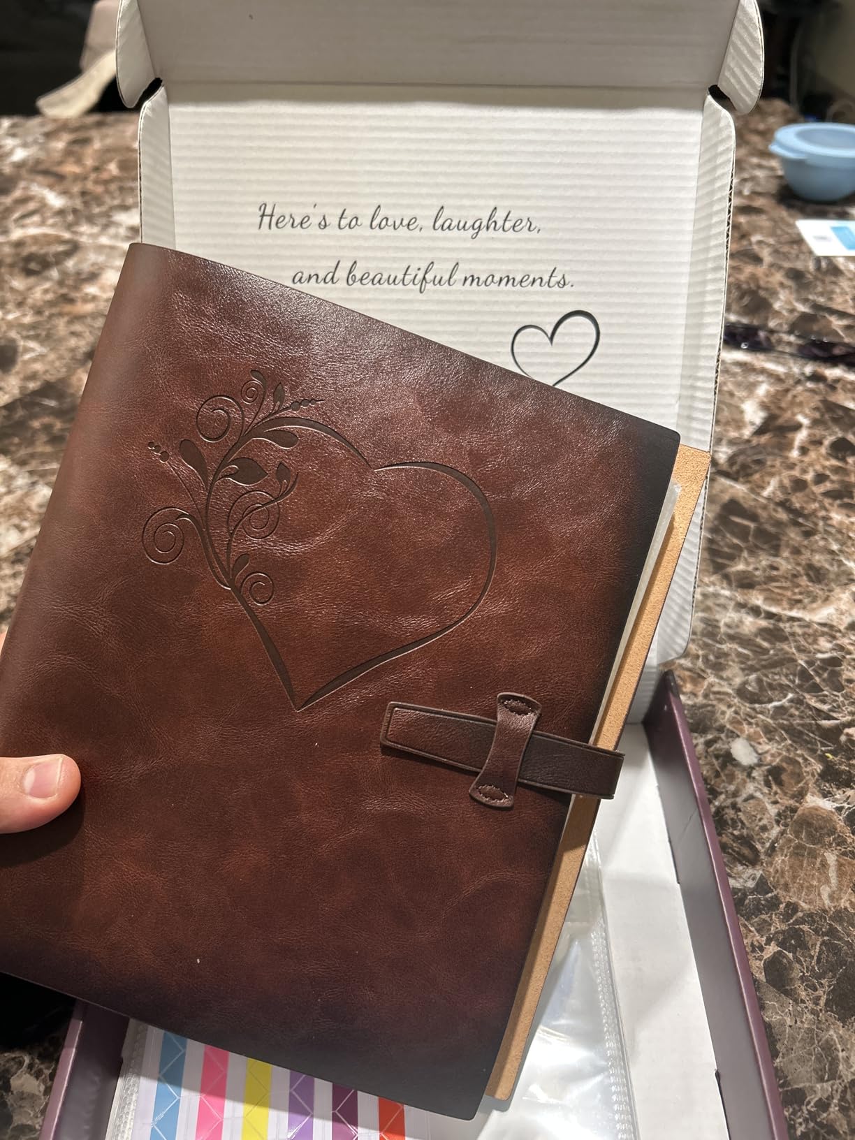 Photo Album 4x6 200 Photos, Genuine Leather Photo Albums with Writing Space with 30 Writing Paper, Travel Family Wedding Kids Graduation Ultrasound Baby Picture Album Scrapbook Photo Album (Simple) customer photo 1