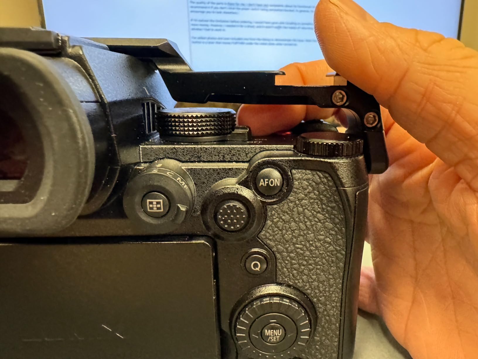 Leftfoto S5ii Camera Cage for Panasonic LUMIX S5 II / S5 IIX - Camera Protection Frame Rig with Arca Base,NATO Rail,ARRI Threads Compatibility with DJI RS2 Stabilizer- for Vlog Video Shooting customer photo 1