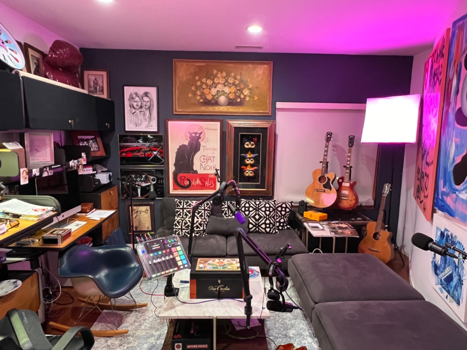 MV7+ Podcast Dynamic Microphone with Stand - OBS Certified, Enhanced Audio, LED Panel, USB-C & XLR Outputs, Auto Level Mode, Digital Pop Filter - for Podcasting, Streaming, and Recording, Black customer photo 2