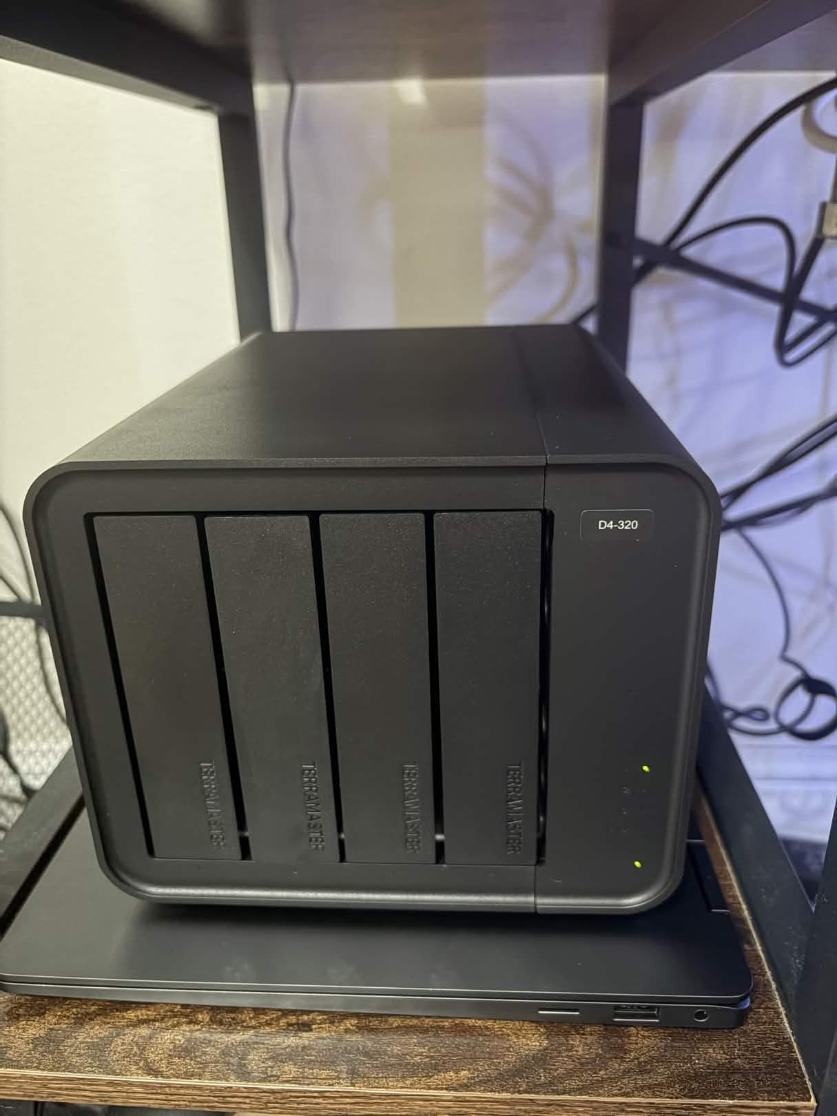 TERRAMASTER D4-320 External Hard Drive Enclosure - 4bay USB 3.2 Gen2 10Gbps Type-C USB Storage Hot Swappable Plug and Play (Diskless) customer photo 2