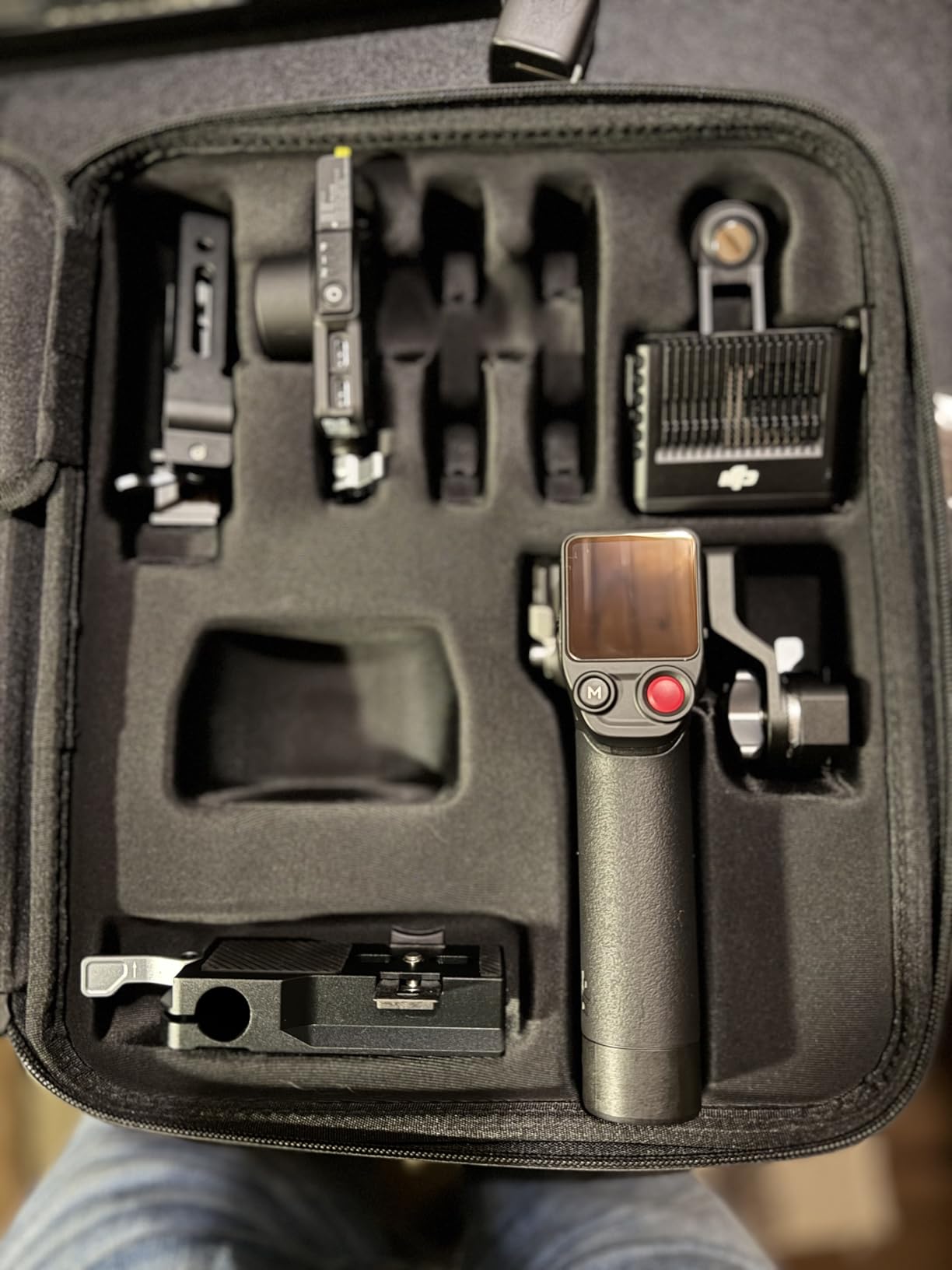 DJI Focus Pro Creator Combo, AMF Lens Control System, 20-Meter Subject Focusing, 76,800 LiDAR Ranging Points, AI Recognition, FIZ Lens Control Hand Unit, Compatible with DJI PRO Ecosystem customer photo 1