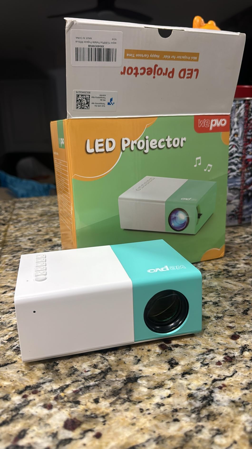 Projector Mini Portable Outdoor Movie Projectors, LED Pico Video Projector for Home Theater Film Projectors, Compatible with Smartphone/ Tablet/ Laptop/ TV Stick/ PS/ USB customer photo 1