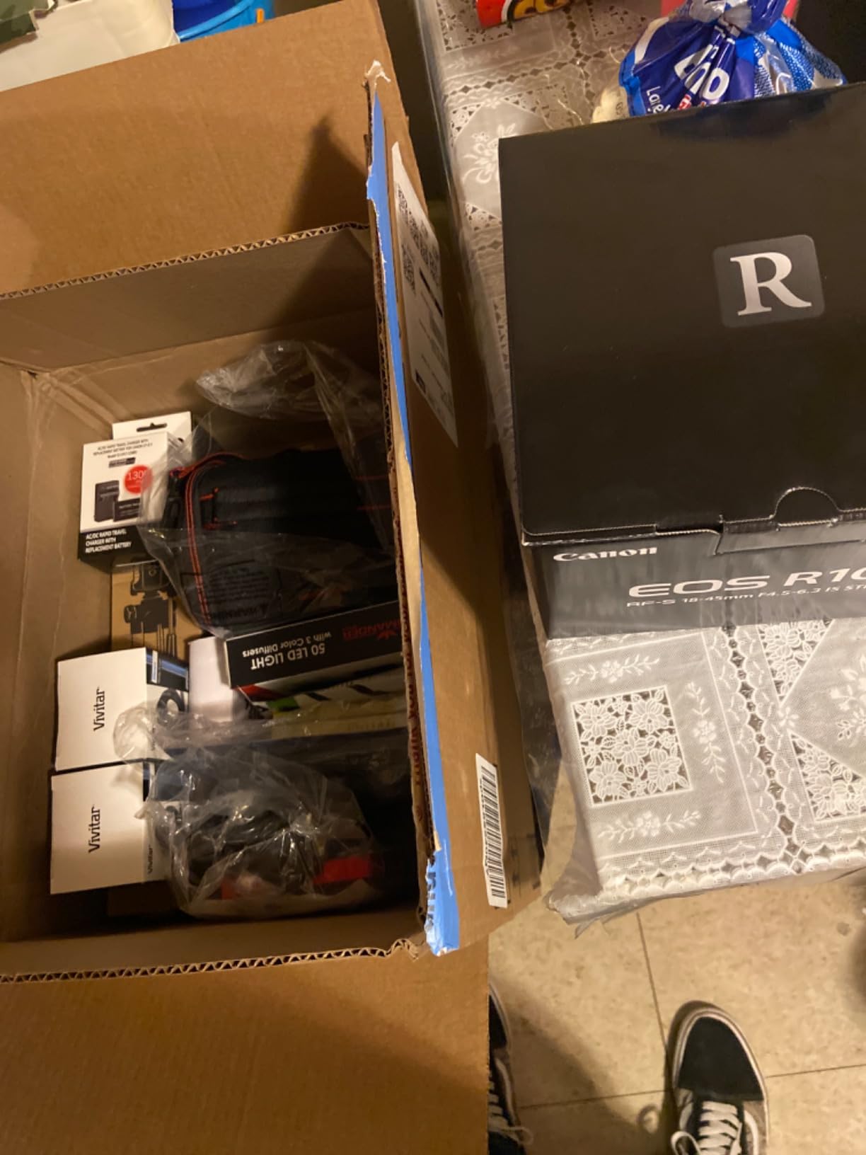 Canon EOS R100 24.2MP APS-C CMOS Sensor Mirrorless Camera with 18-45mm Lens, 128GB Extreme Speed Memory, Video Light, Microphone, Grip, Filters, Lenses, Case, Software, More (Premium Bundle) (Renewed) customer photo 1