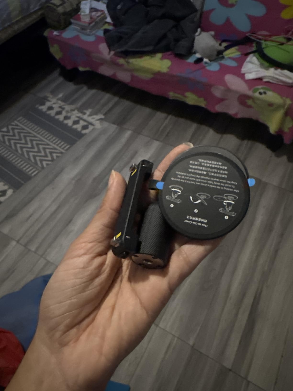 Insta360 GO 3S - 128 GB White 4K Tiny Portable Vlogging Camera, Hands-Free POVs, Mount Anywhere, Stabilization, 140 Min Battery Life, 10m Waterproof, Apple Find My customer photo 1