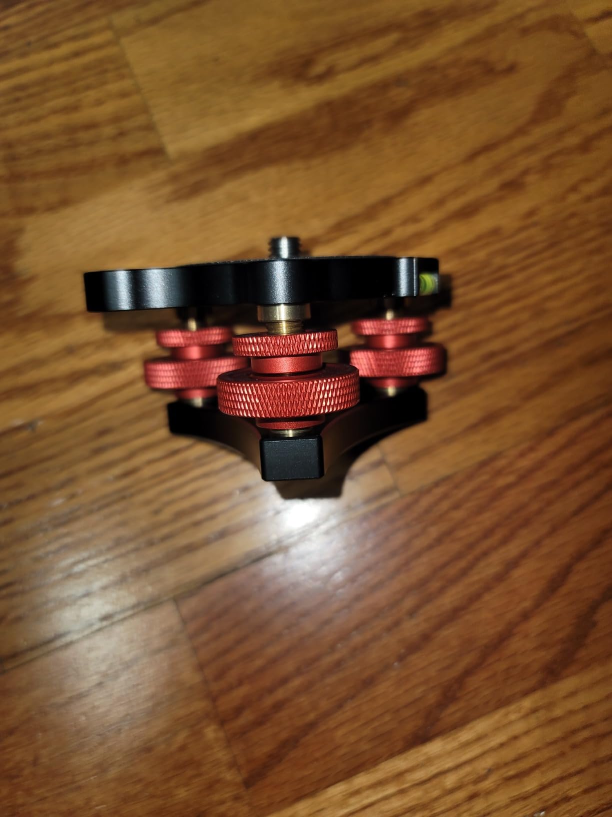 Tripod Leveling Base,Camera Head Leveler,3/8''Thread,+/-5 Degree Precise Angle Adjustment,Aircraft-Grade Aluminum Alloy 3axis Tri Wheel Head,for Macro Panoramic Head,LP64 customer photo 1