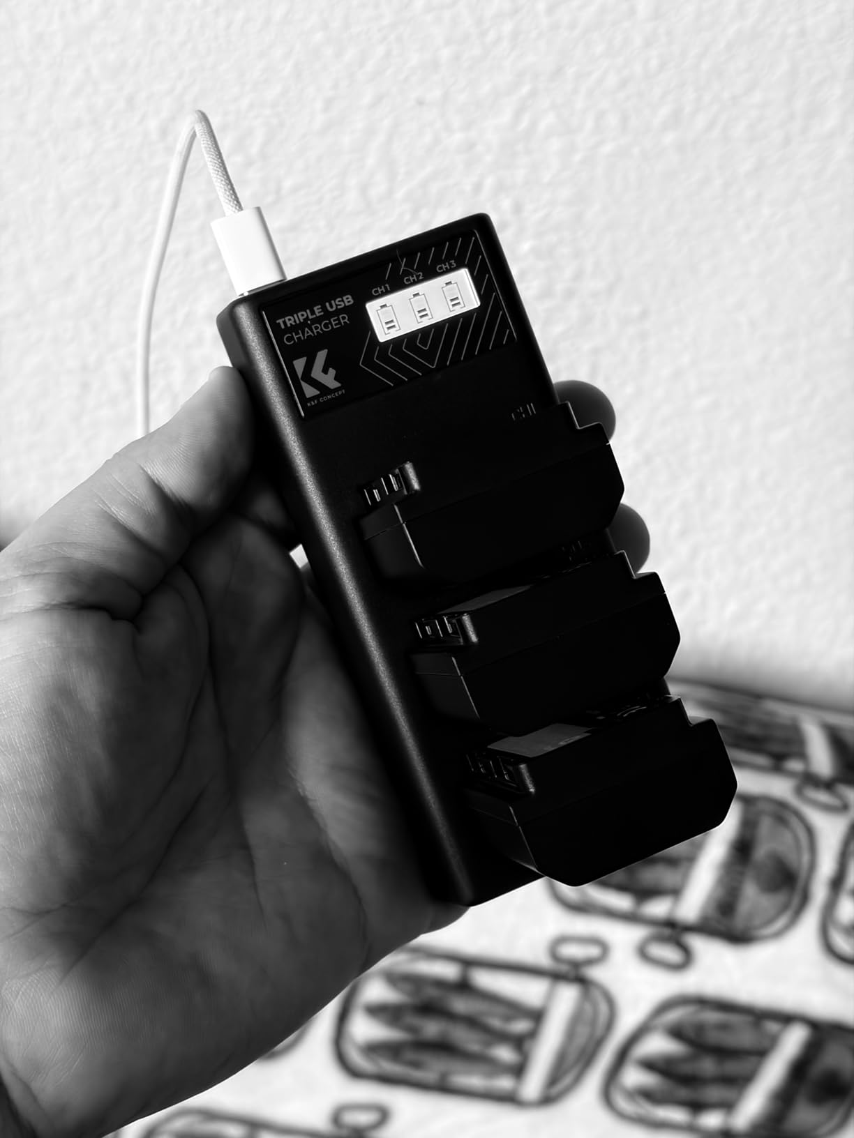 K&F CONCEPT 3-Pack NP-FZ100 Battery and Upgraded LCD Battery Charger Compatible with Sony A7iii, A7iv, A7C, FX3, FX30, A9, A6600, A6700, ZV-E1, ZV-E10ii, Alpha 9, A9S, A7R III, A7R IV, A7RV, 2280mAh customer photo 2