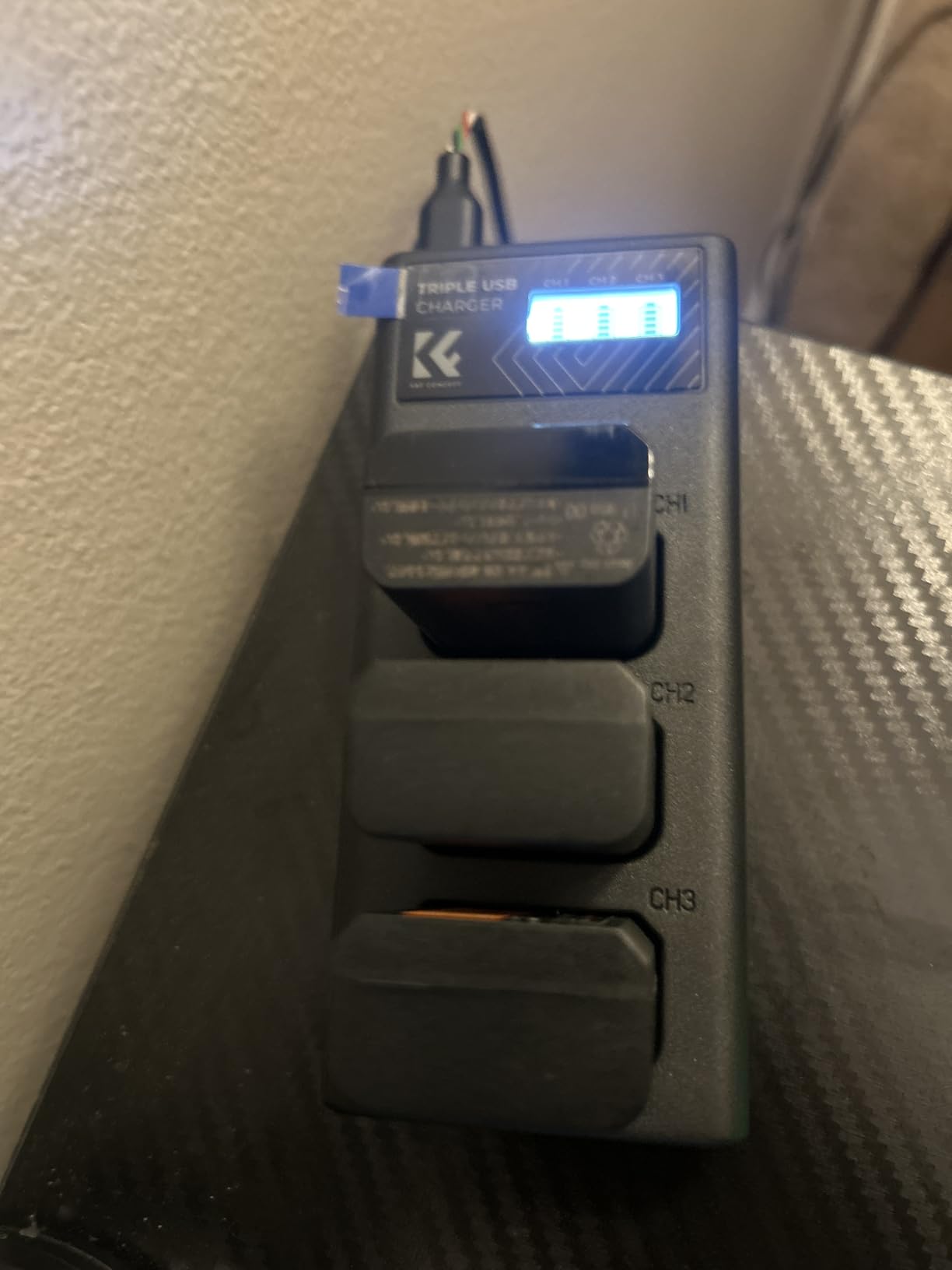 K&F CONCEPT 3-Pack NP-FW50 Battery and Upgraded 3-Slot ZV-E10 Battery Charger Compatible with Sony Alpha A6400 A6000 A6300 A6500 A5000 A5100 A7 A7II A7R A7RII A7S A7SII RX10 II III IV Cameras customer photo 2