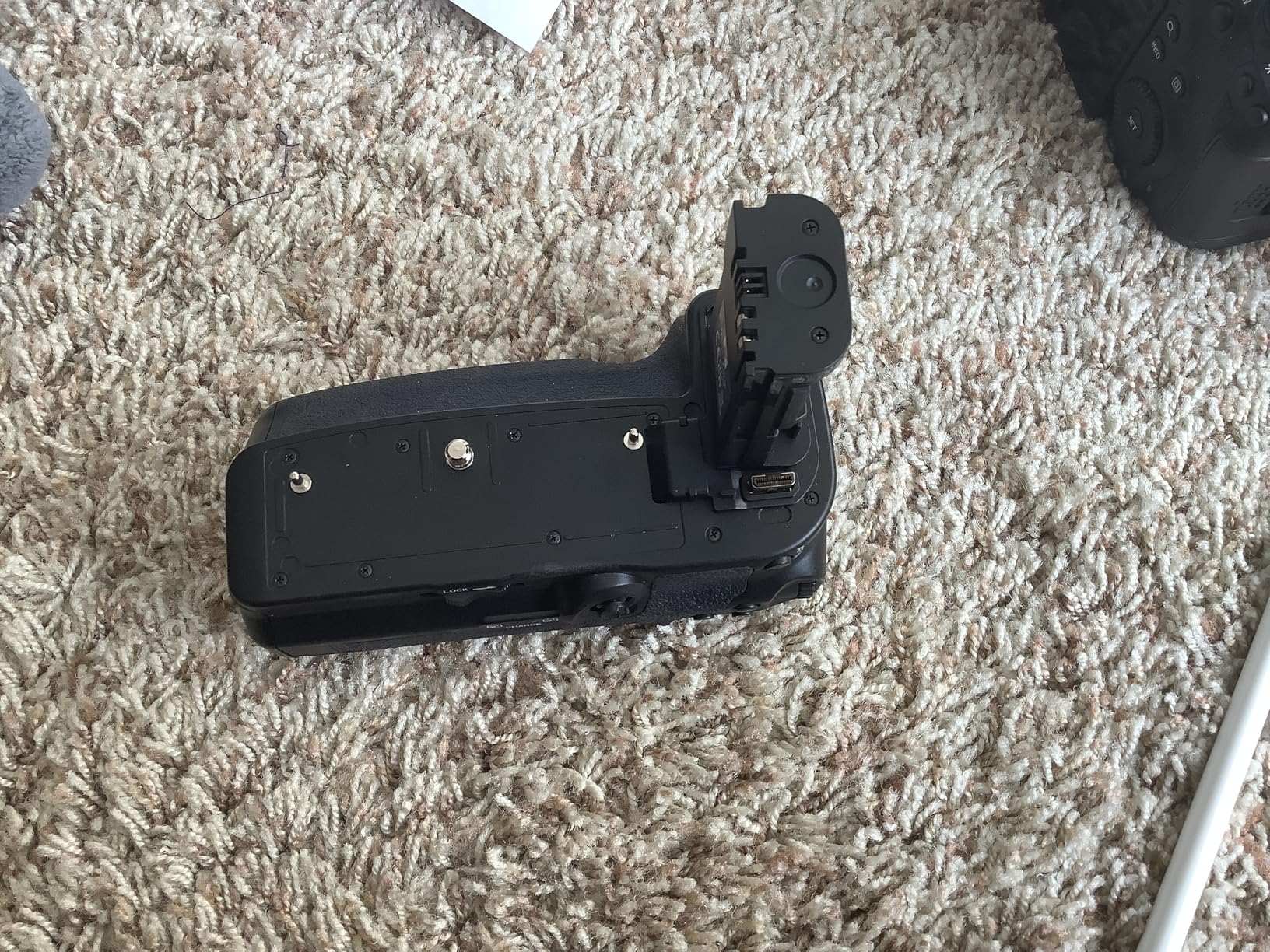 Canon Battery Grip BG-R20 customer photo 2