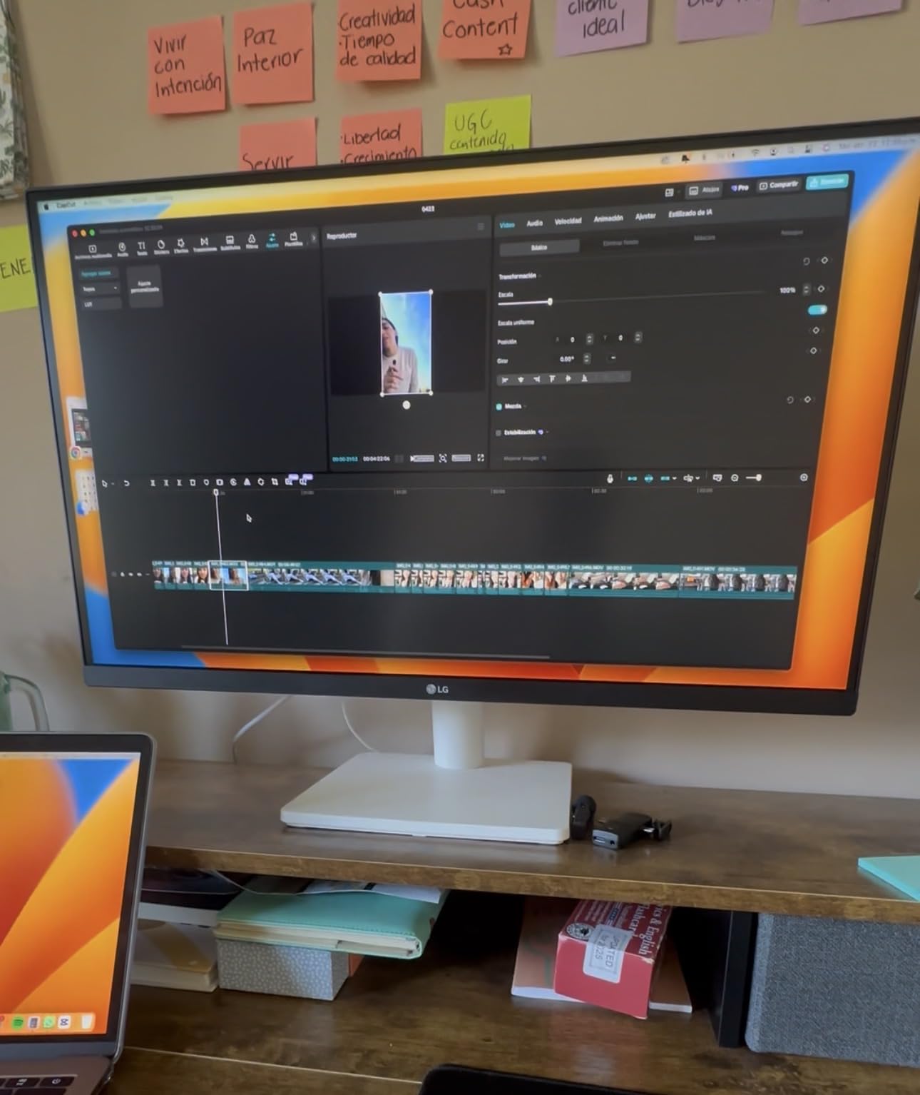 LG 27US500-W Ultrafine Monitor 27-Inch 4K UHD (3840x2160) HDR10 IPS Borderless Design Reader Mode Flicker Safe Switch App HDMI DisplayPort - White customer photo 1