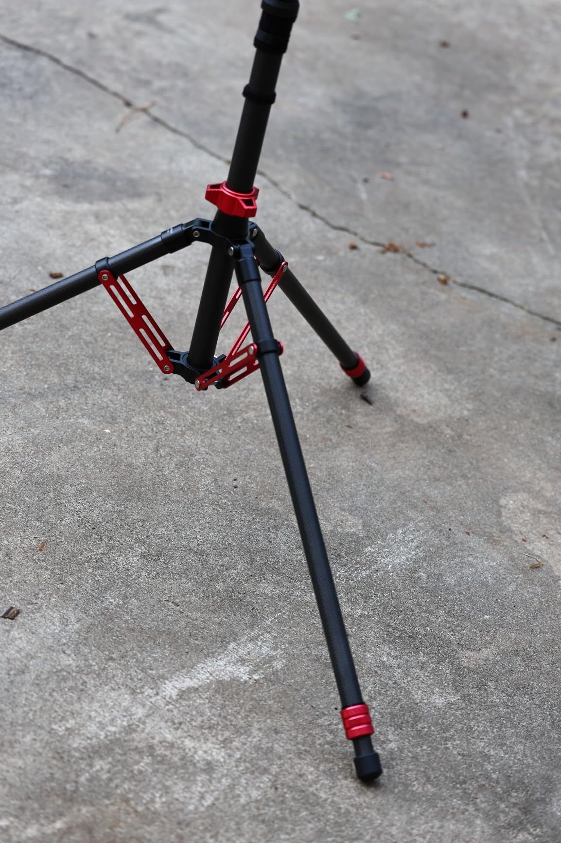 FreeSea Light Stand Carbon Fiber, Adjustable Tripod Stand for Photography, 260cm/102inch Studio Sturdy Tripod for Speedlite Flash Softbox Strobe Light Camera with Carrying Bag customer photo 1