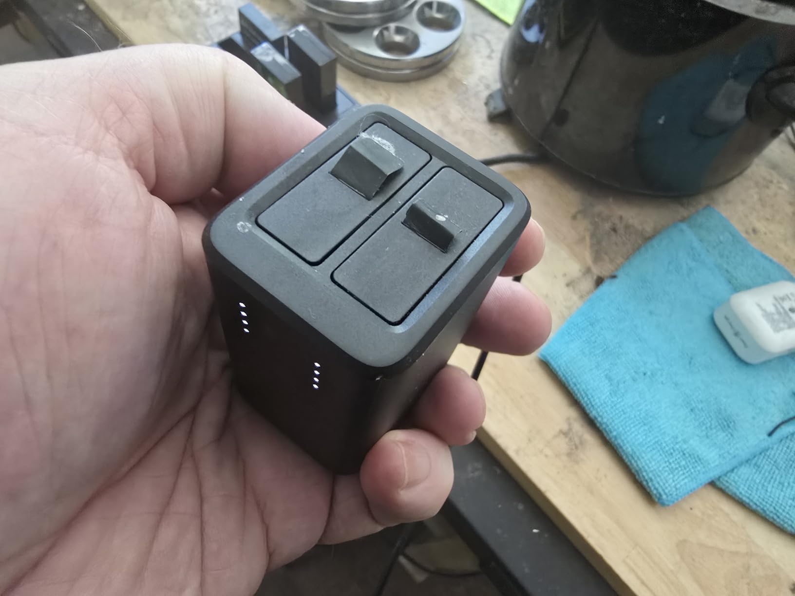 GoPro Dual Battery Charger + 2 Enduro Rechargeable Batteries (HERO13 Black) - Official Accessory customer photo 2