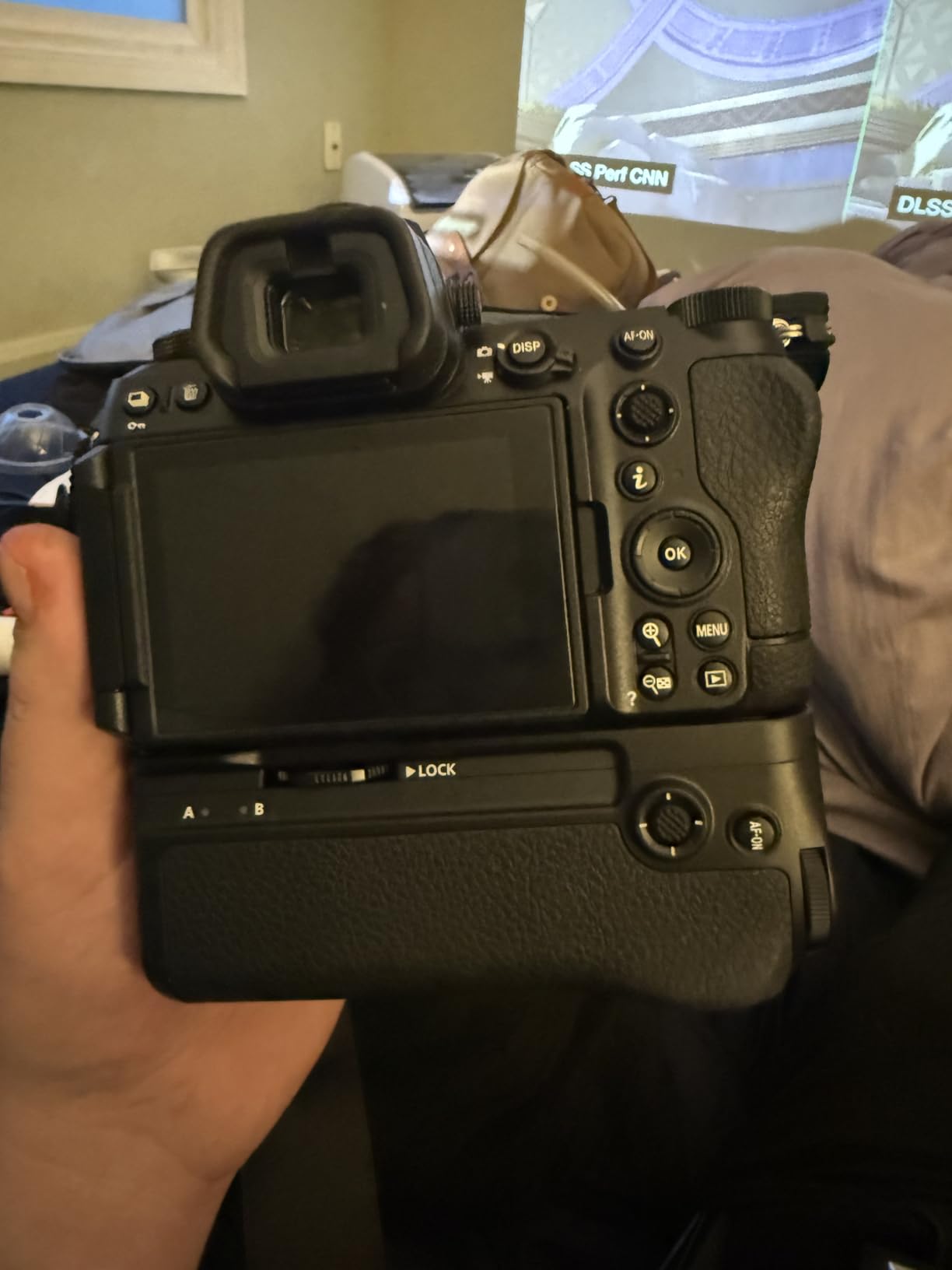 Nikon MB-N14 Power Battery Pack customer photo 2