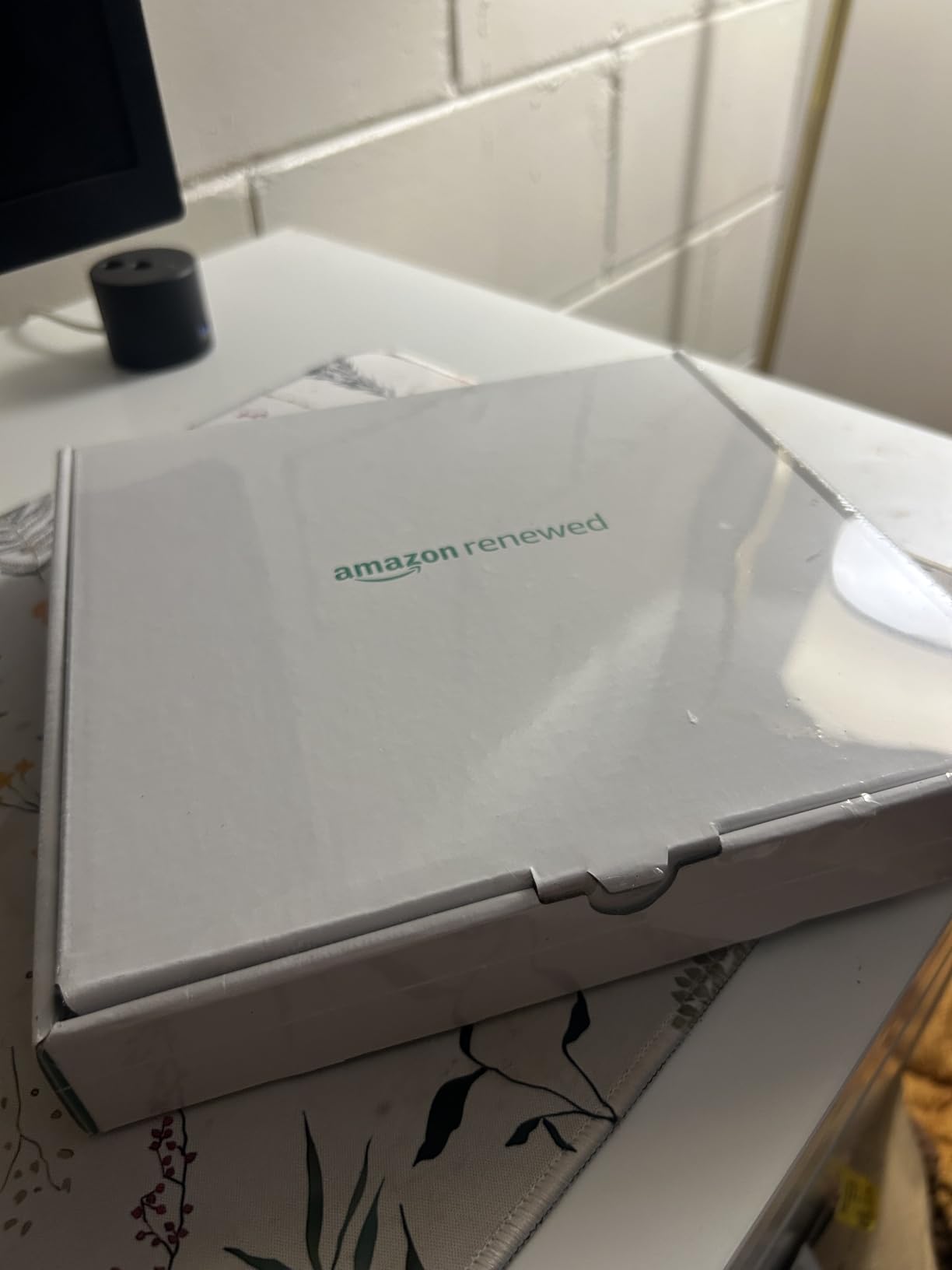 Apple iPhone 16 Pro Max, US Version, 256GB, Black Titanium - Unlocked (Renewed) customer photo 1