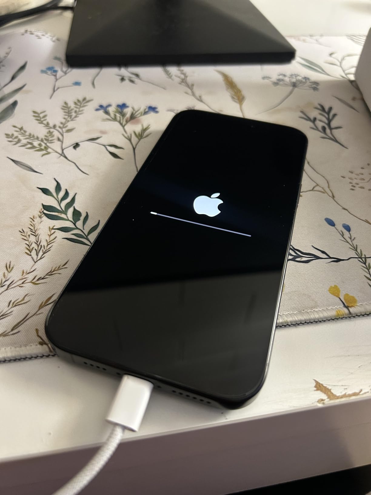 Apple iPhone 16 Pro Max, US Version, 256GB, Black Titanium - Unlocked (Renewed) customer photo 2