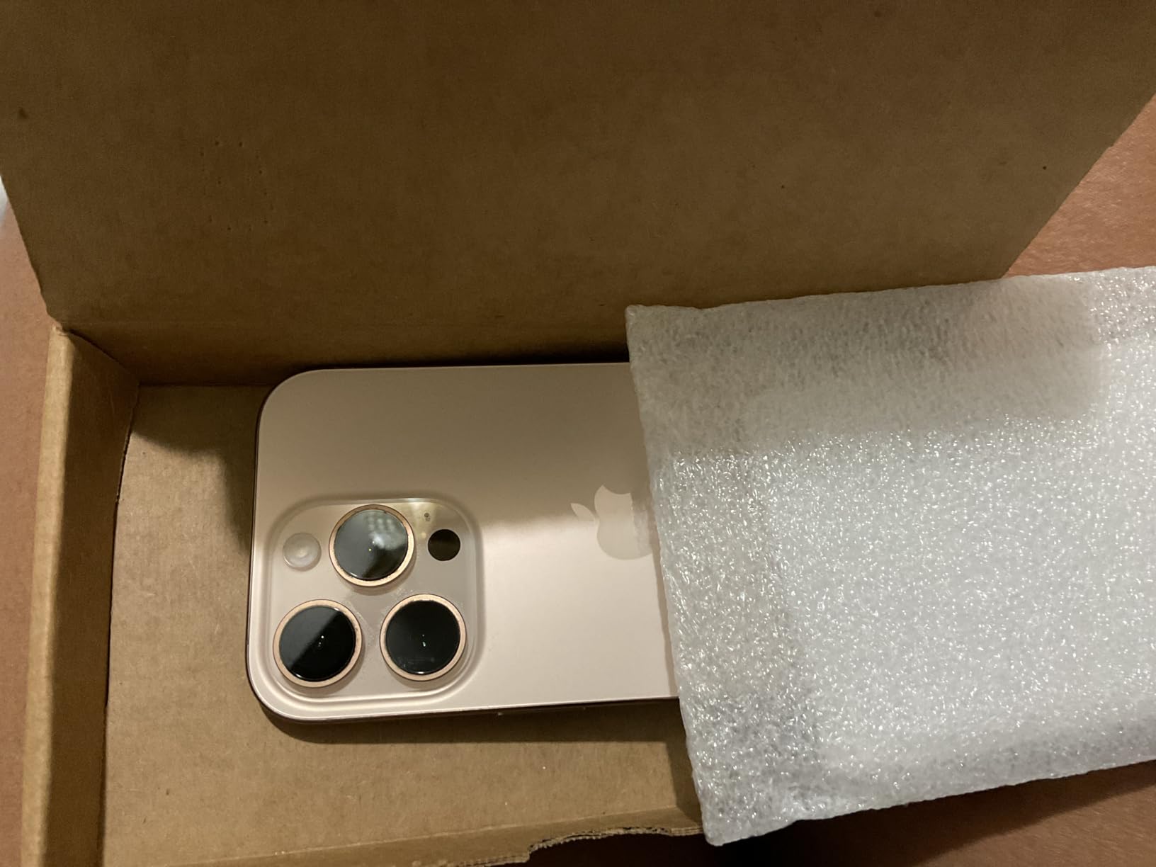 Apple iPhone 16 Pro, US Version, 256GB, Black Titanium - Unlocked (Renewed) customer photo 1